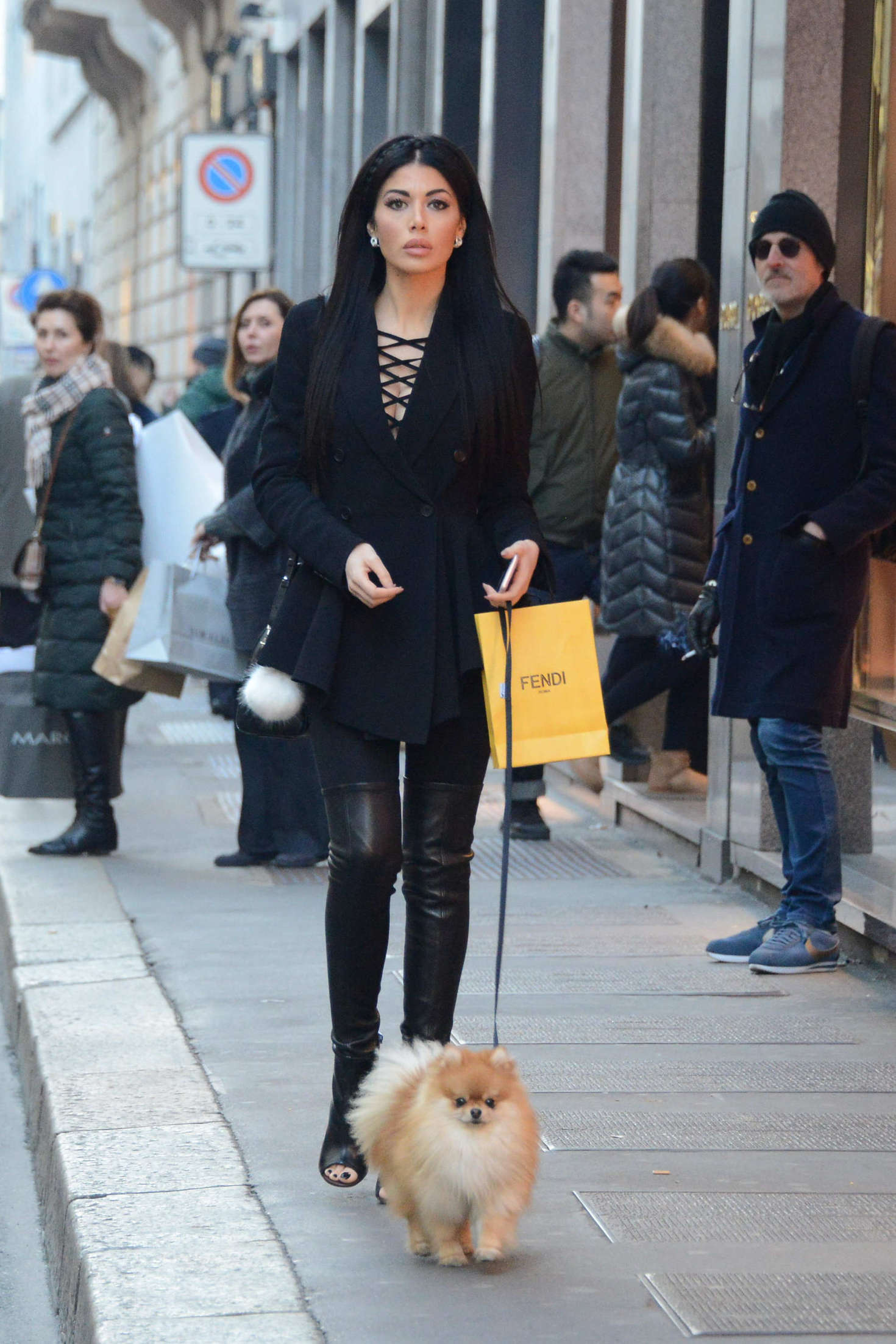 Alessandra Sorcinelli walking her dog