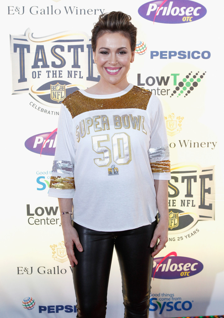 Alyssa Milano attends Taste of the NFL 25th anniversary Party
