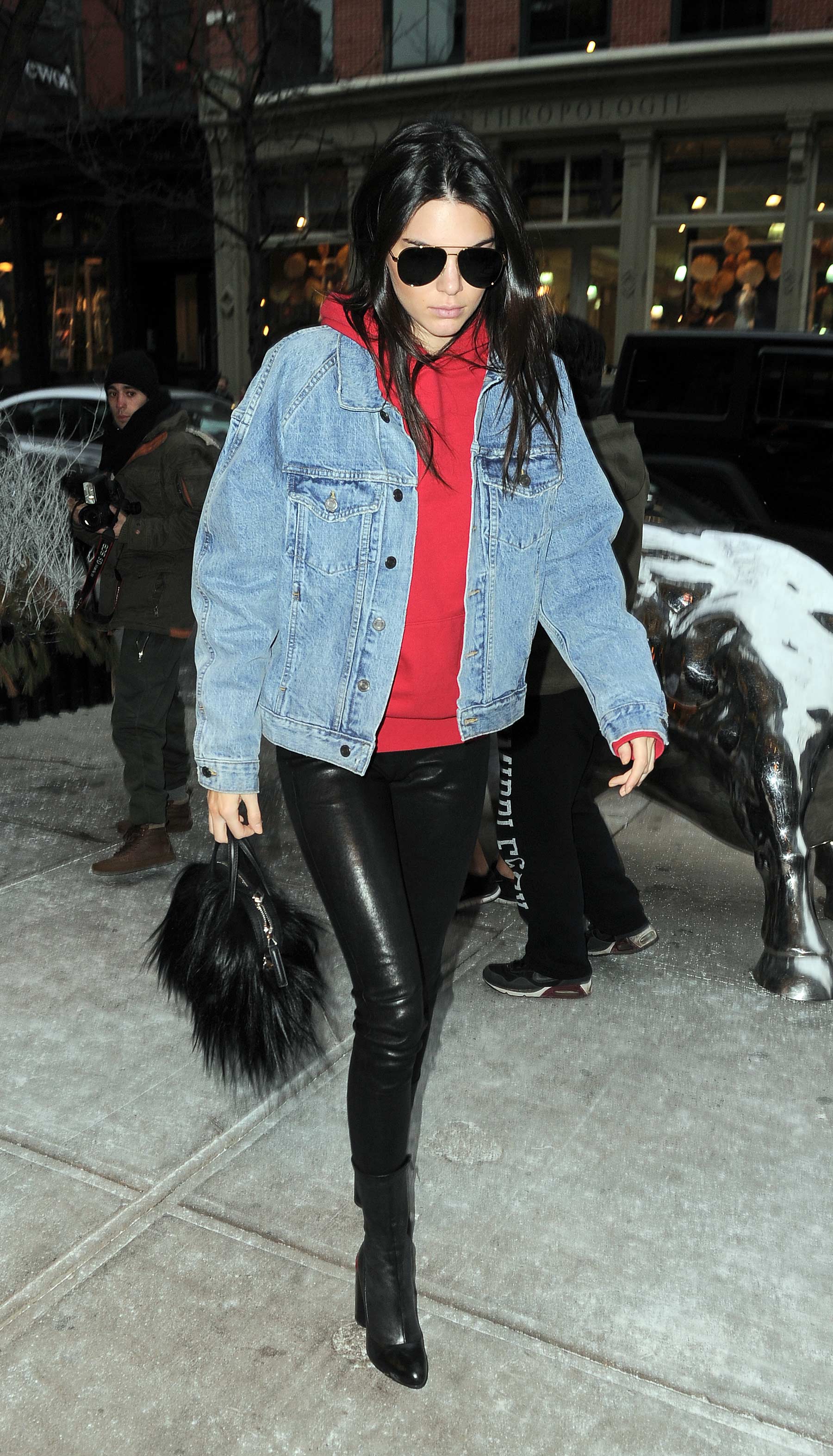 Kendall Jenner out for Lunch at Cipriani