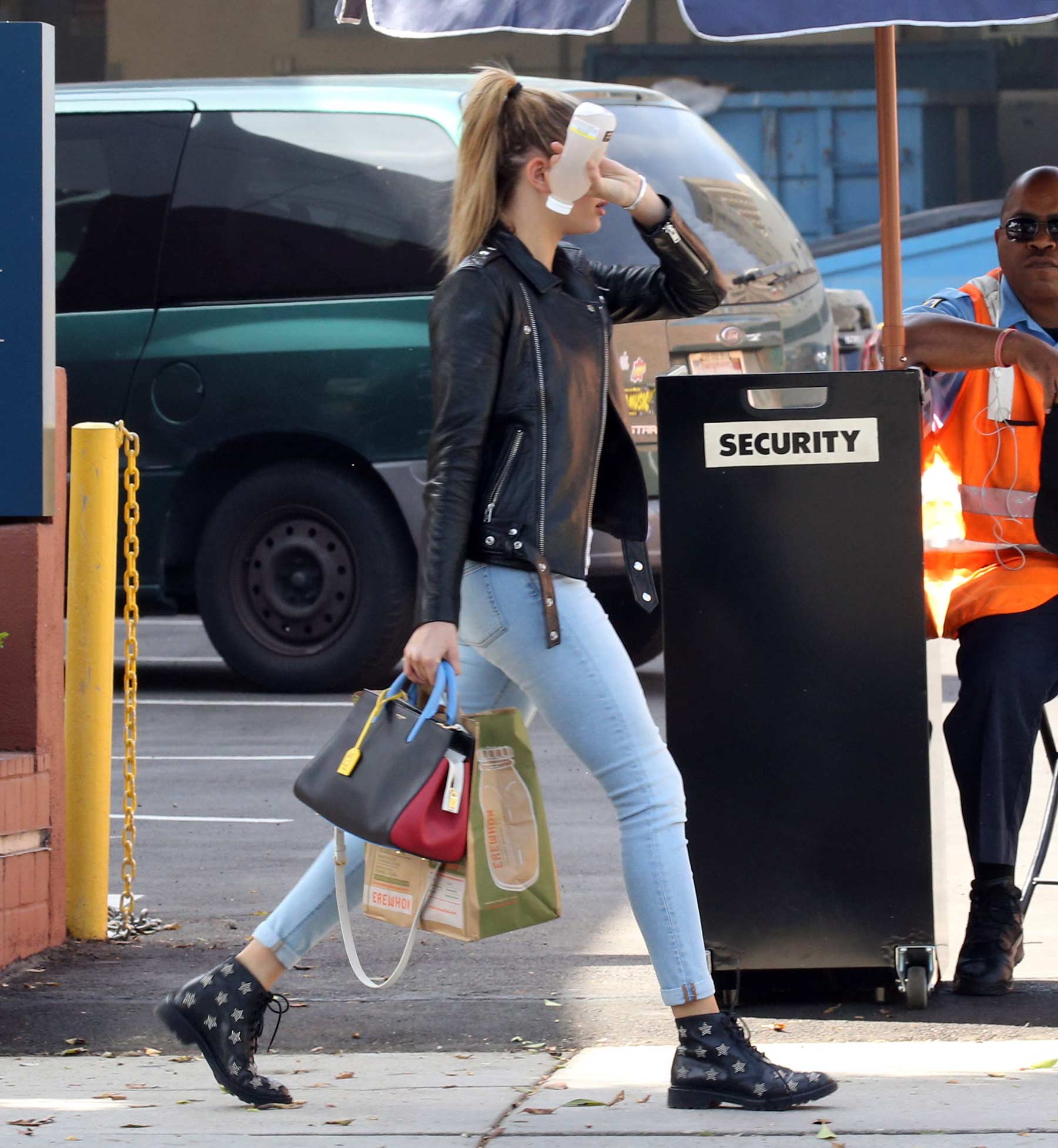 Hailey Baldwin at Starbucks