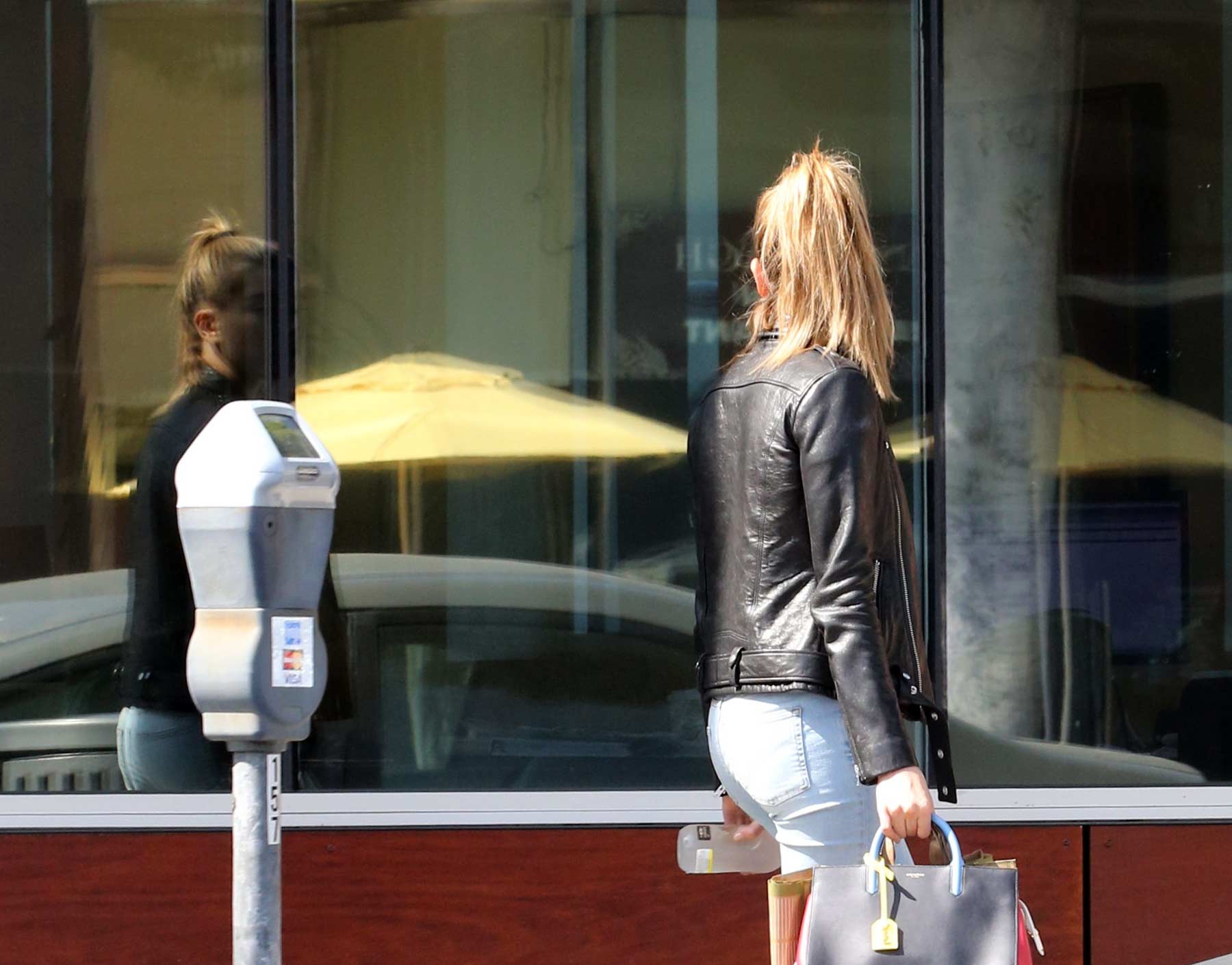 Hailey Baldwin at Starbucks