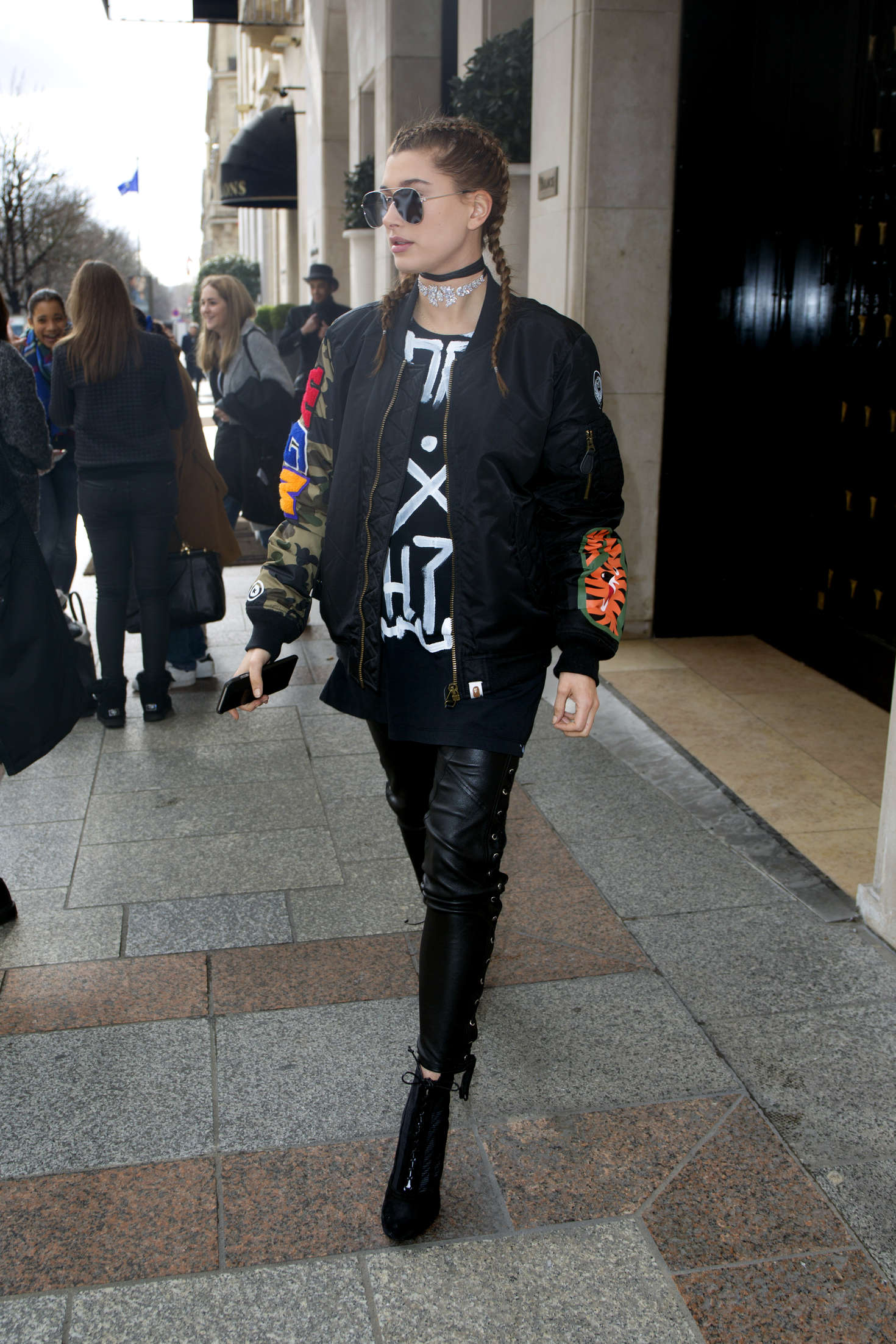 Hailey Baldwin leaving the George V Hotel