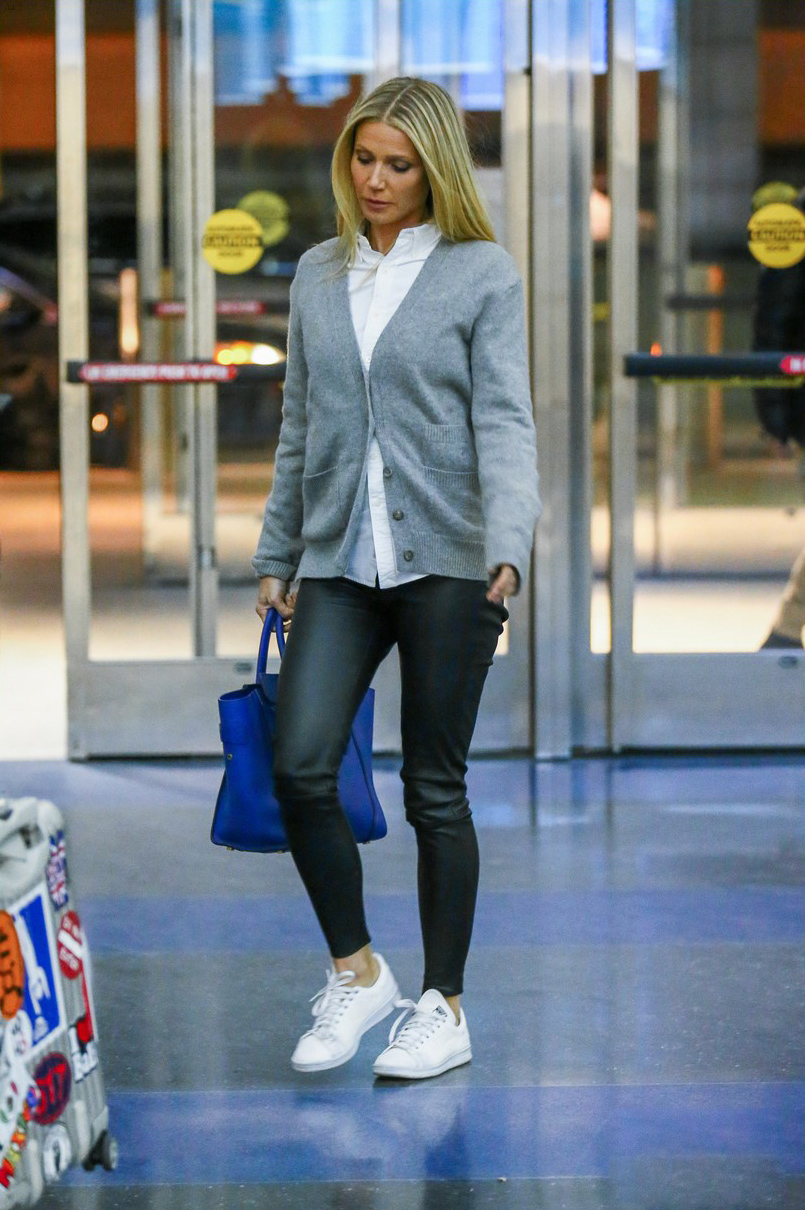 Gwyneth Paltrow heads into JFK airport