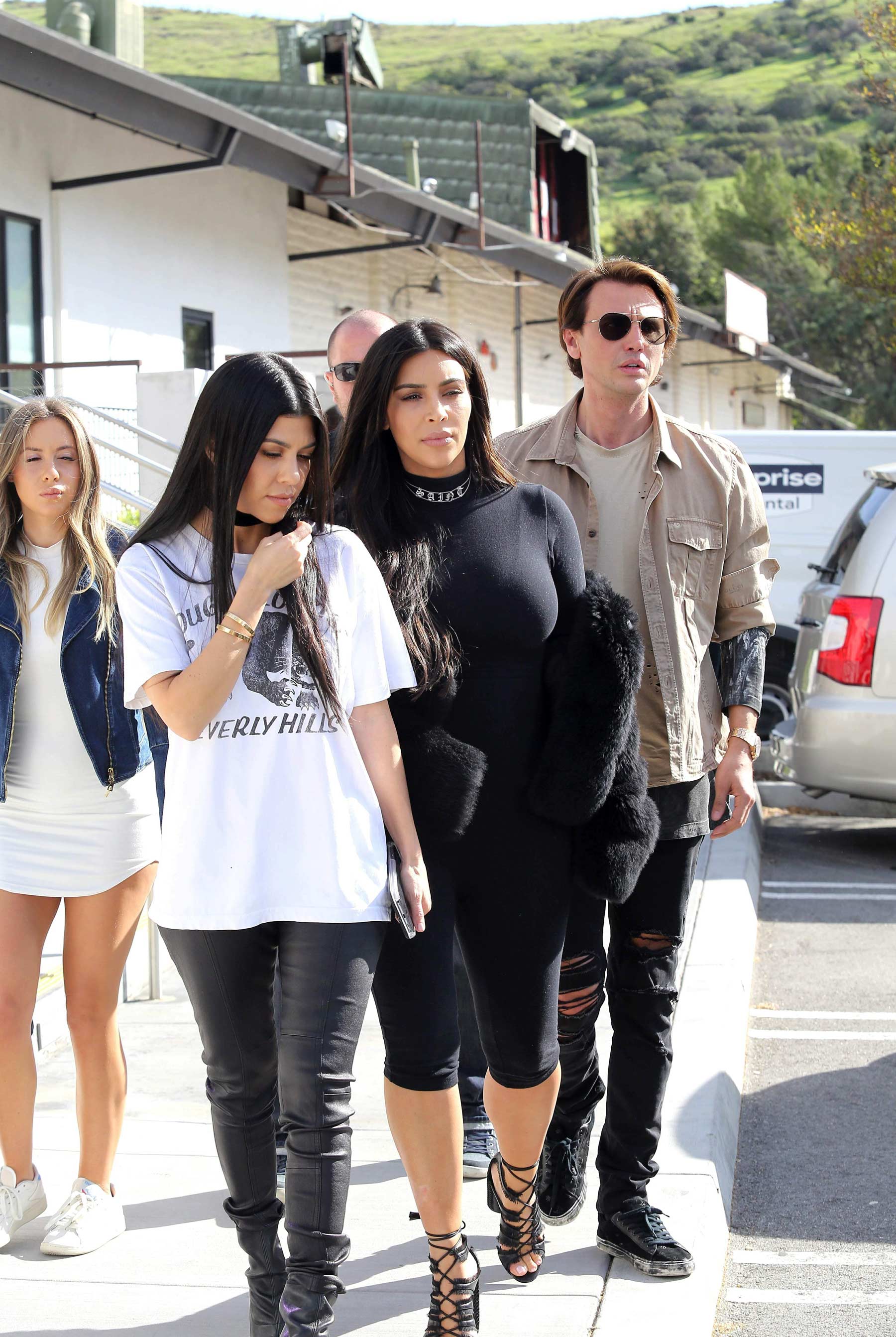 Kourtney Kardashian was seen with her sister Kim at Hugo’s Restaurant