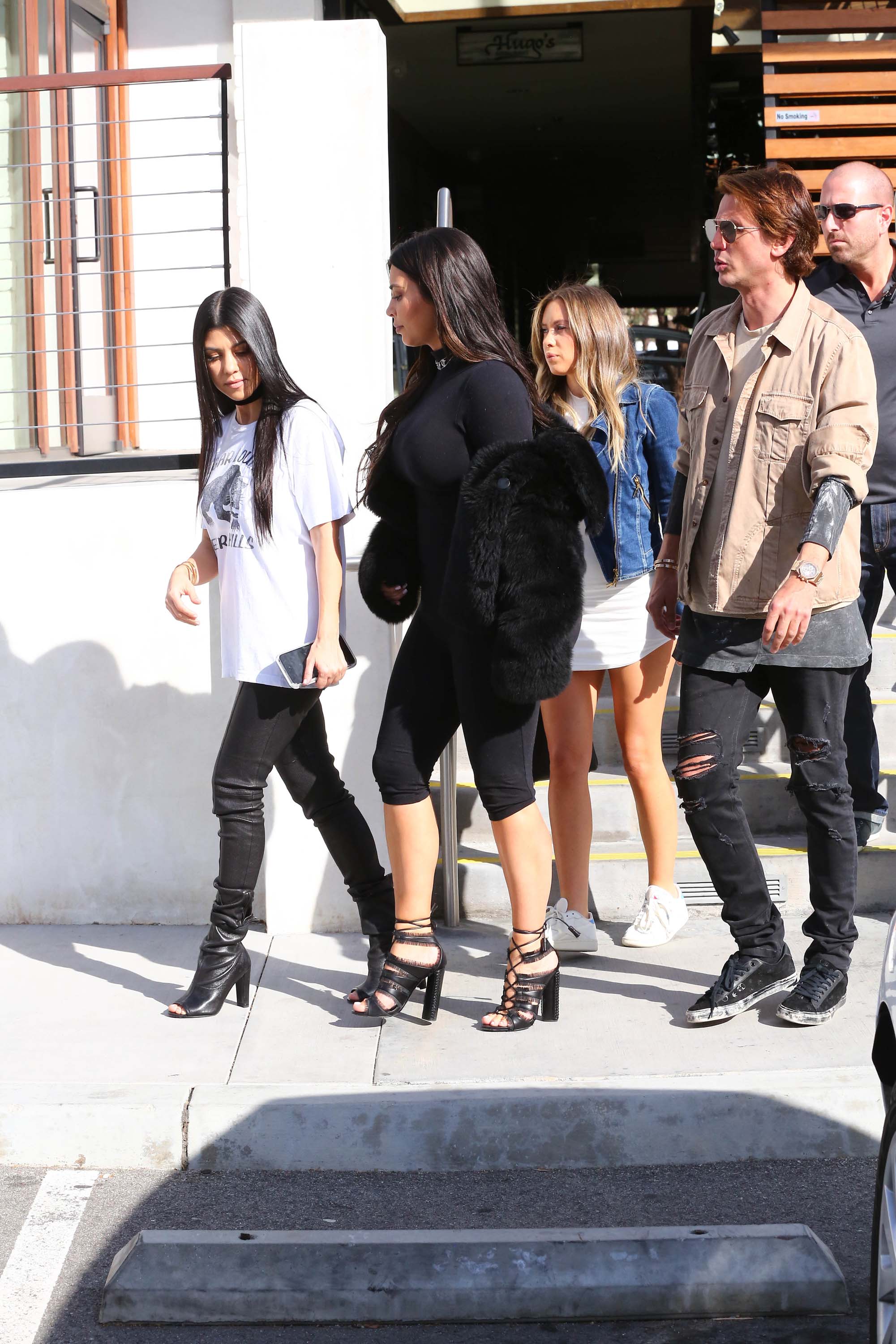 Kourtney Kardashian was seen with her sister Kim at Hugo’s Restaurant