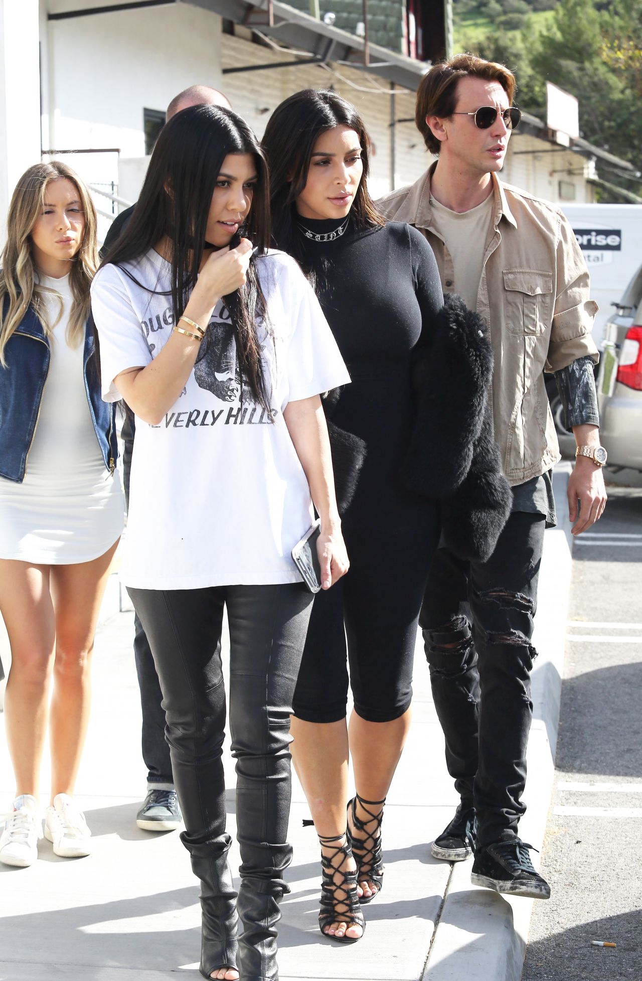 Kourtney Kardashian was seen with her sister Kim at Hugo’s Restaurant