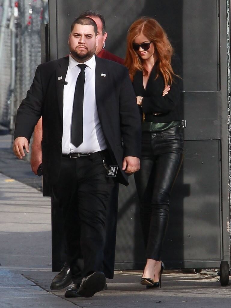 Isla Fisher seen arriving at the ABC studios for Jimmy Kimmel Live!