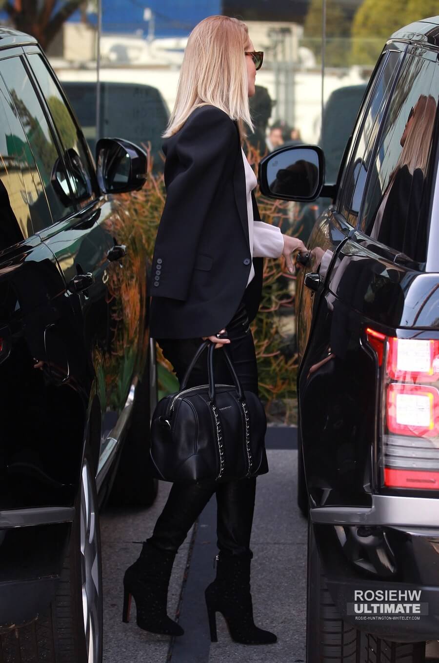 Rosie Huntington Whiteley leaves her Office