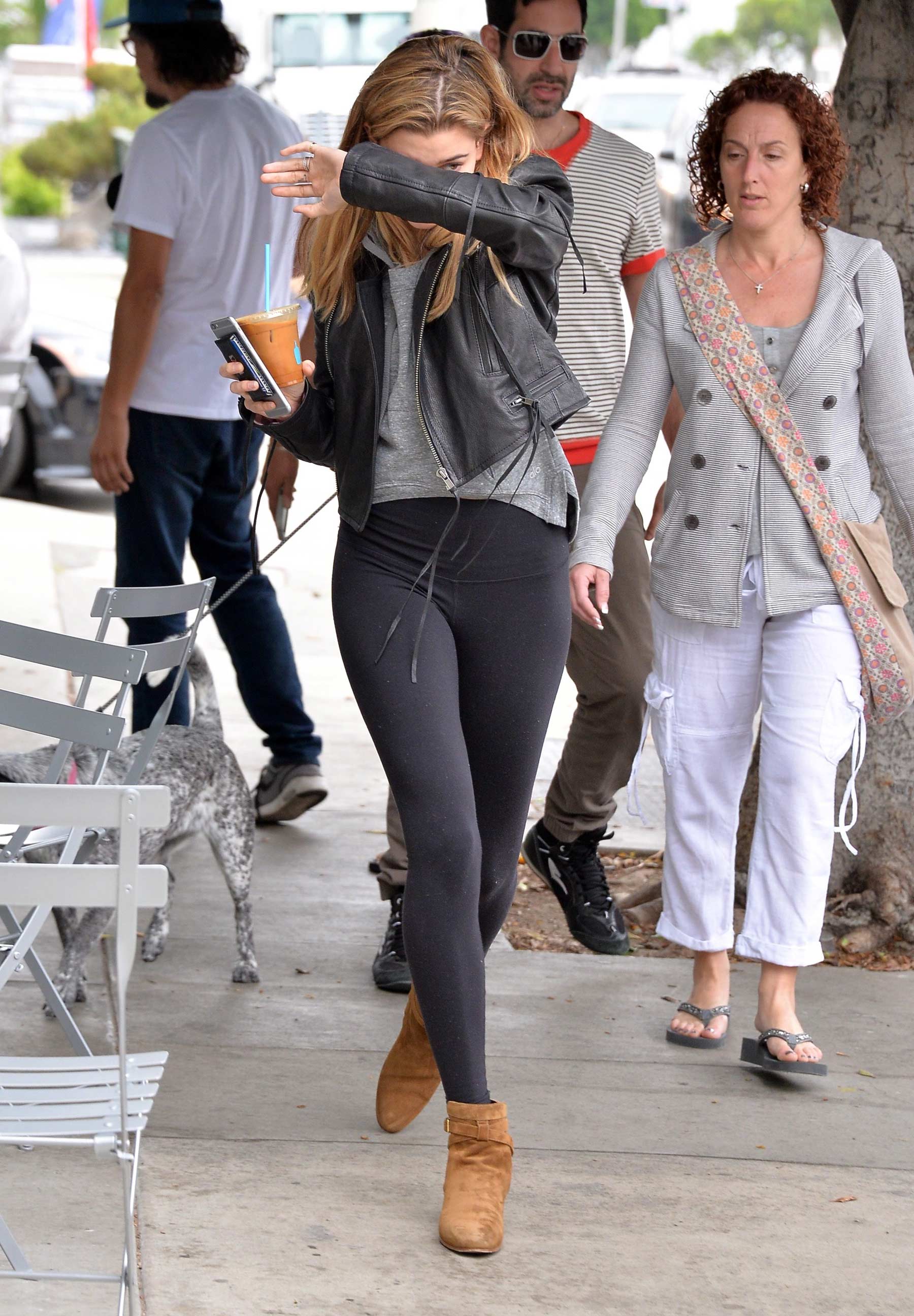 Hailey Baldwin grabbing coffee in Beverly Hills