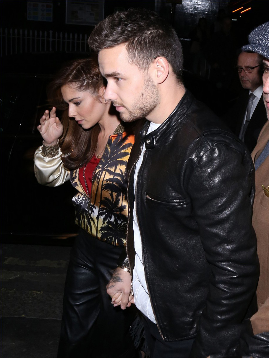 Cheryl Fernandez-Versini heads into Sexy Fish restaurant for dinner