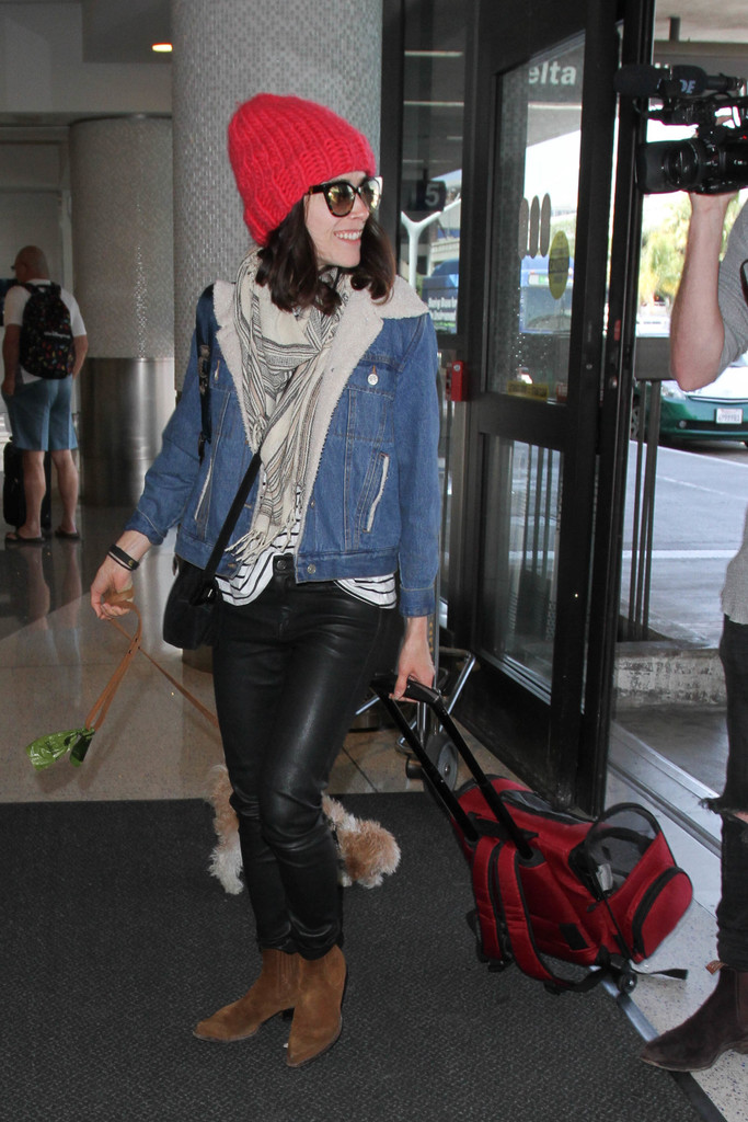 Abigail Spencer at Los Angeles airport LAX