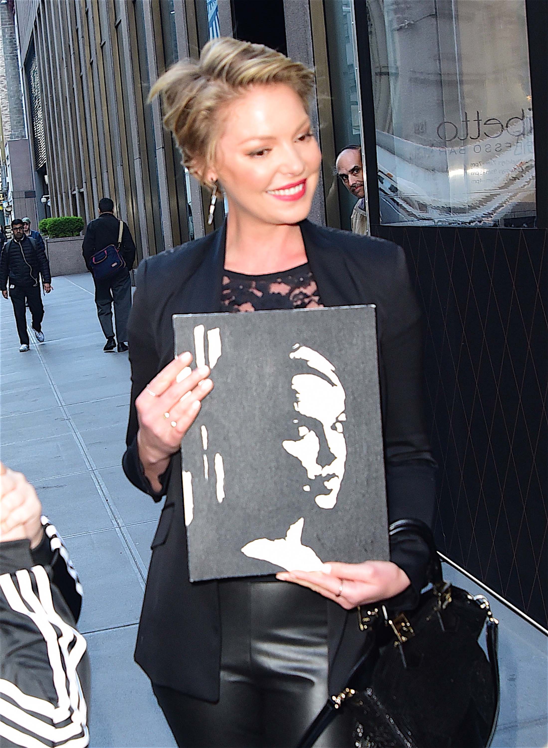 Katherine Heigl leaves the SiriusXM studios