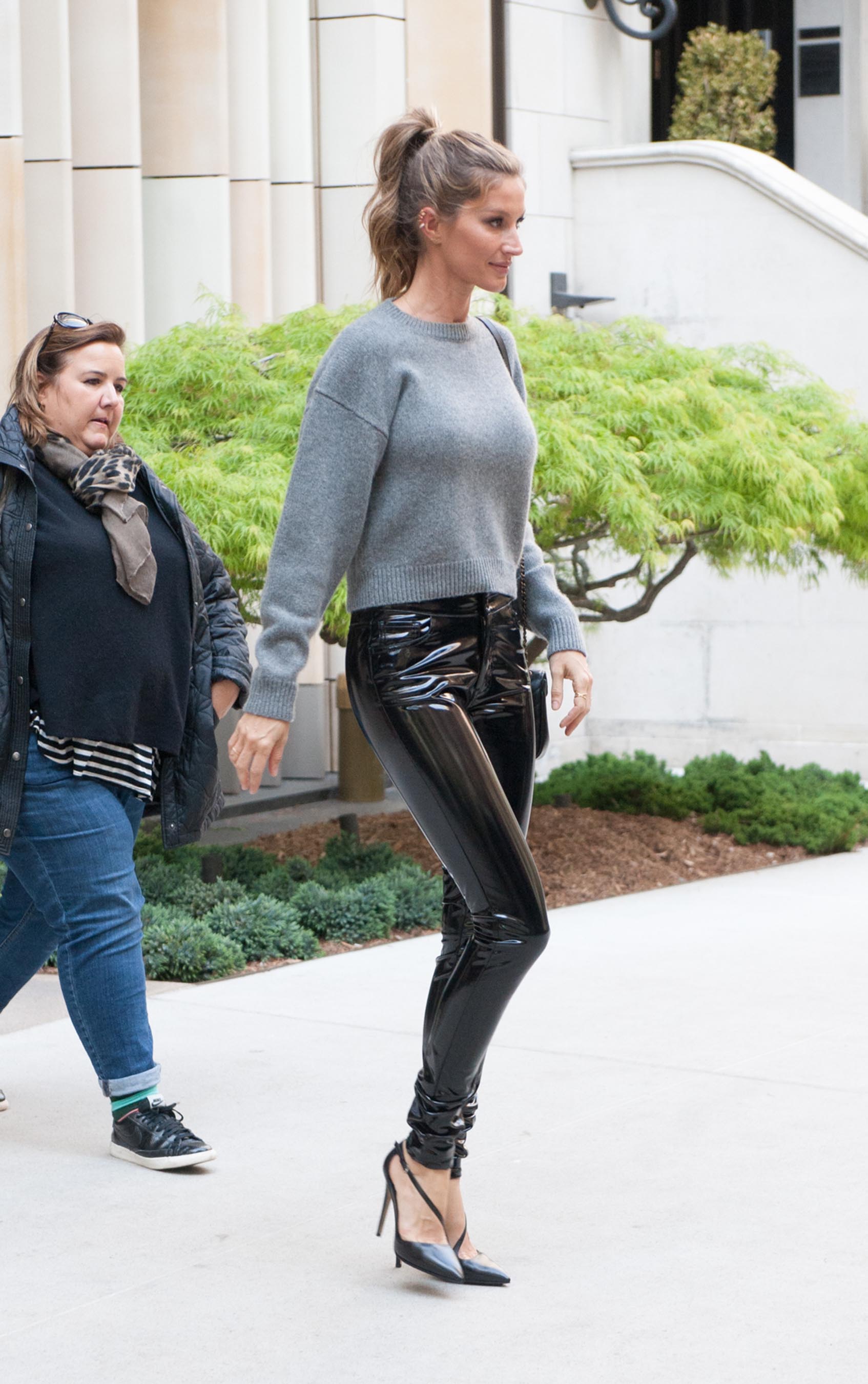 Gisele Bundchen at The Tonight Show Starring Jimmy Fallon