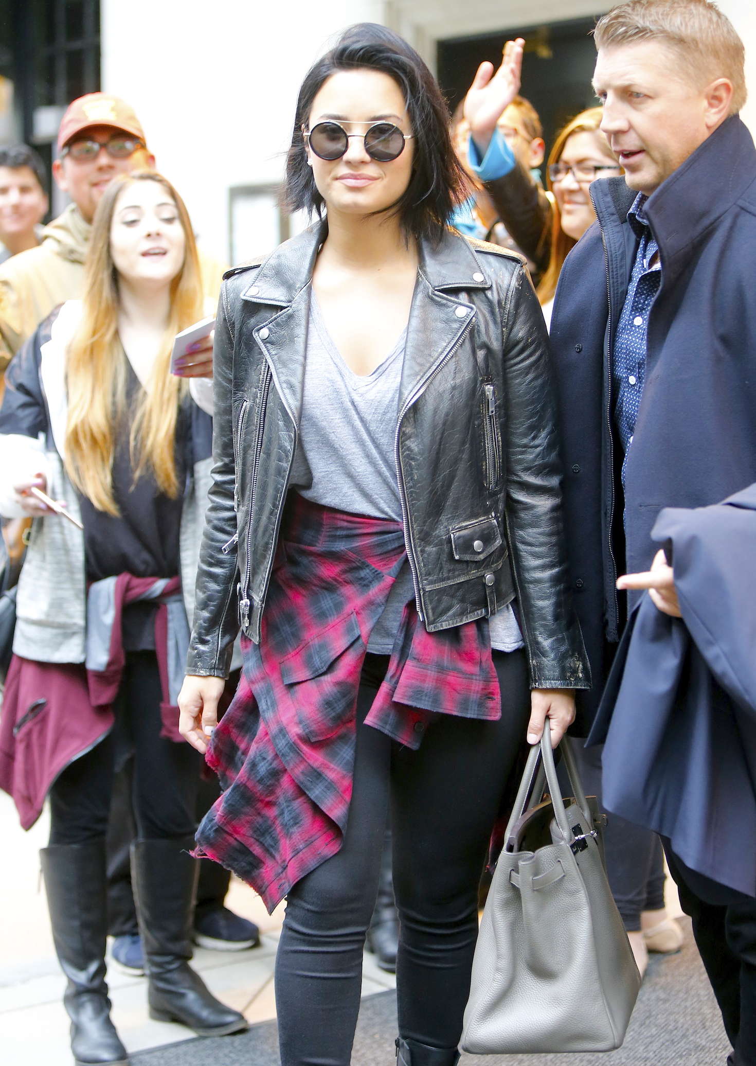 Demi Lovato leaving her hotel in New York