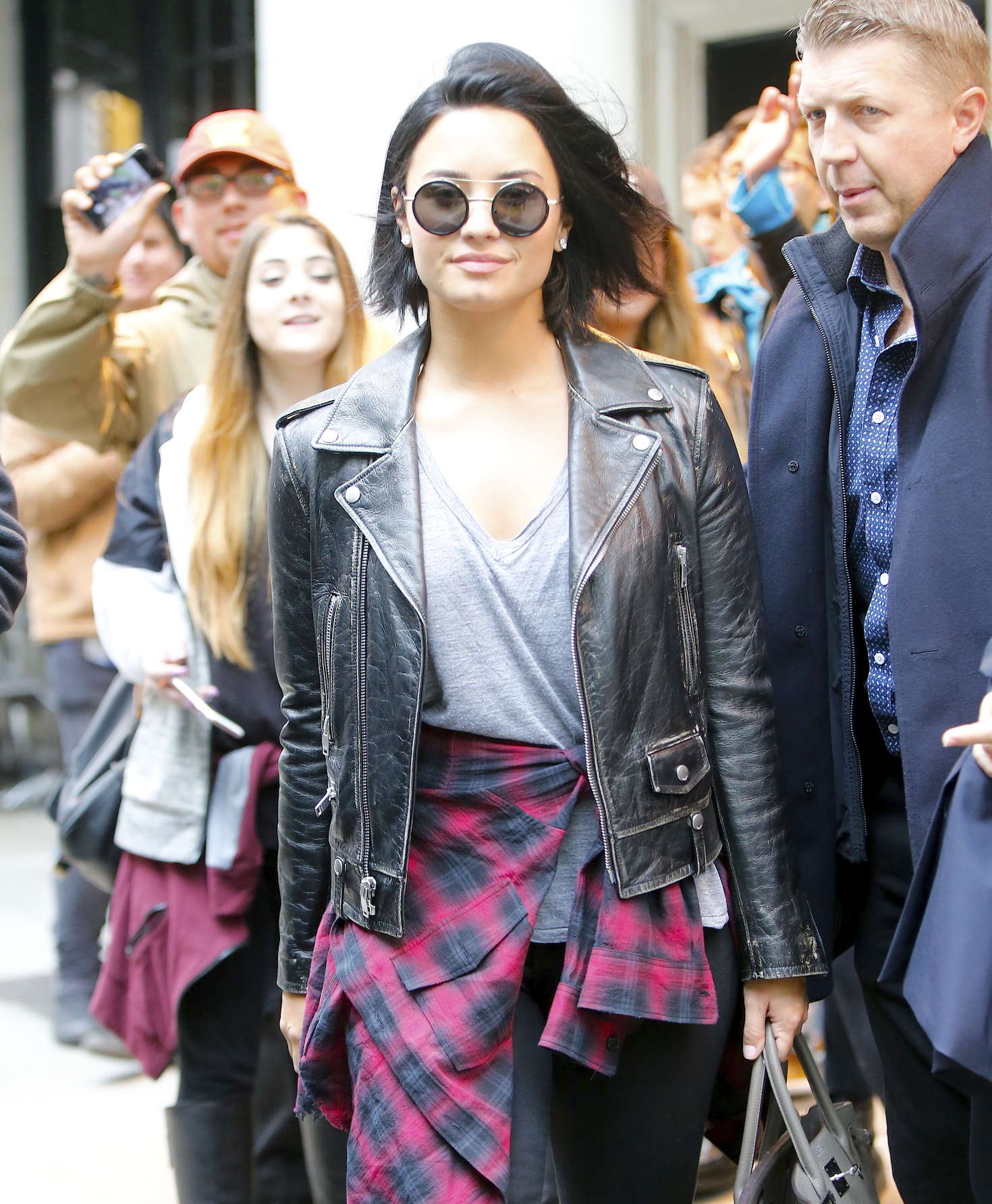 Demi Lovato leaving her hotel in New York