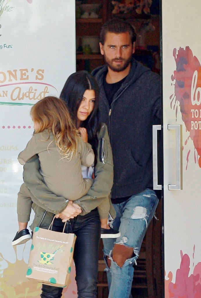 Kourtney Kardashian is seen taking her daughter Penelope Disick to Color Me Mine