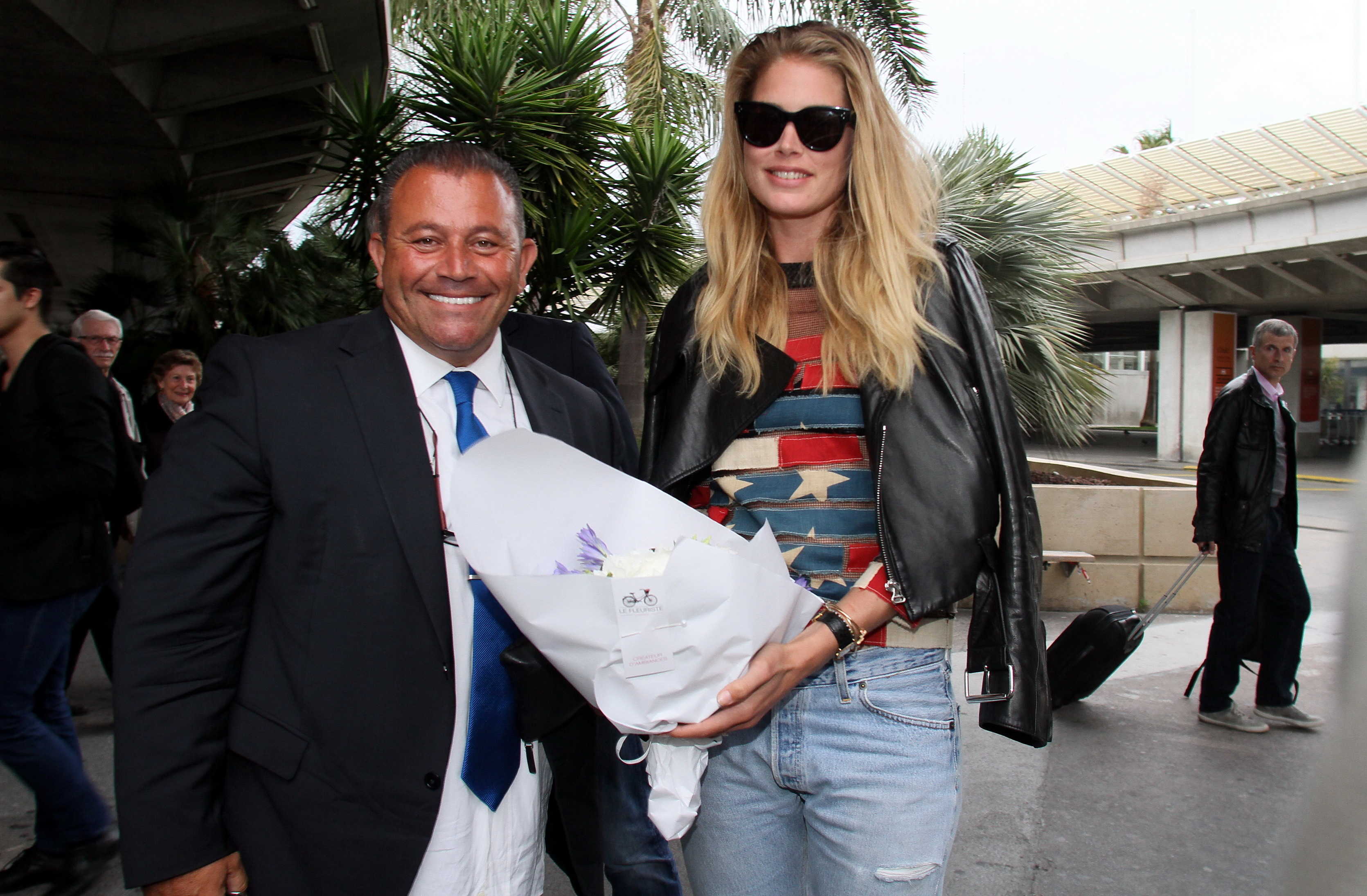 Doutzen Kroes arriving at the airport in Nice