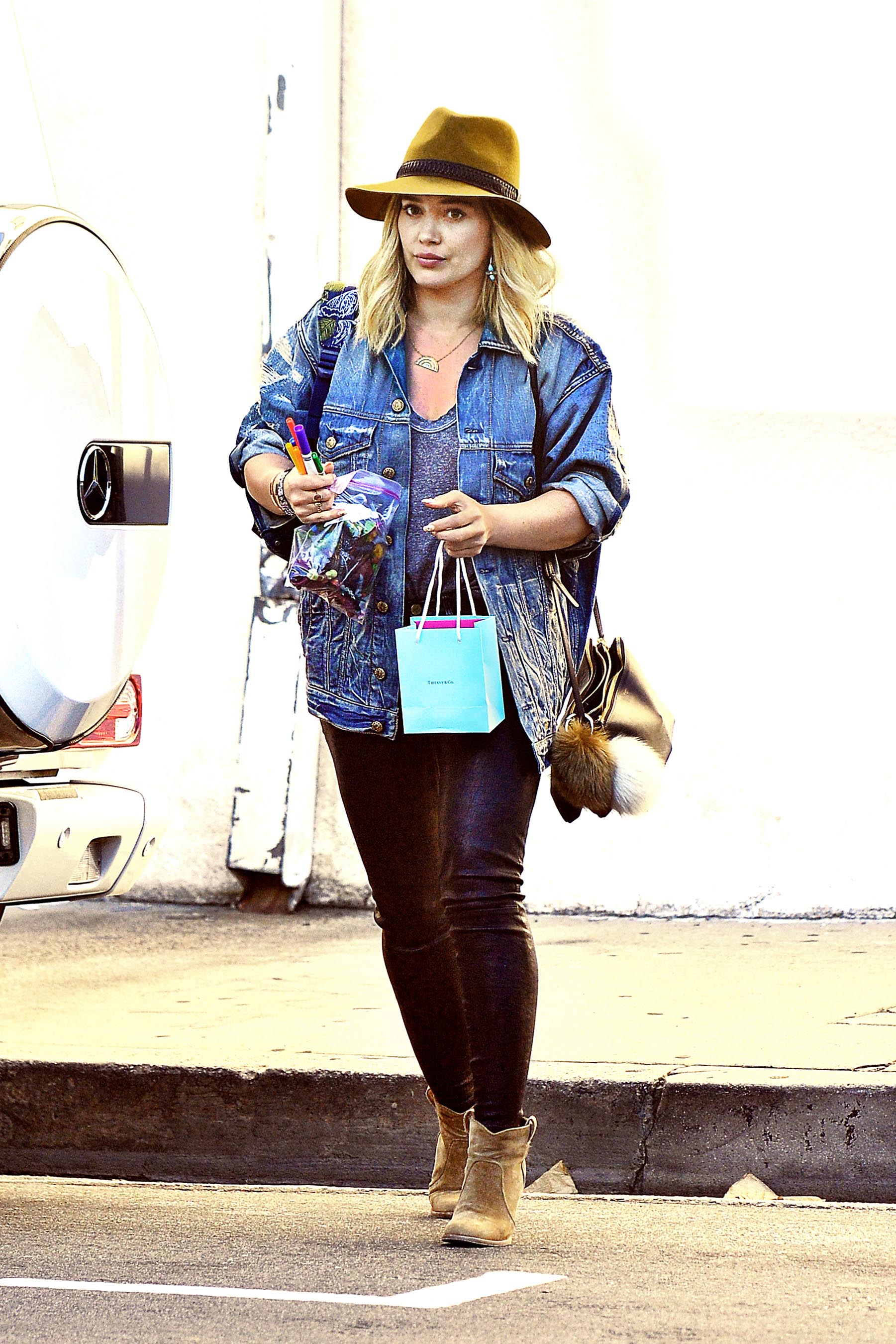 Hilary Duff out shopping in Studio City