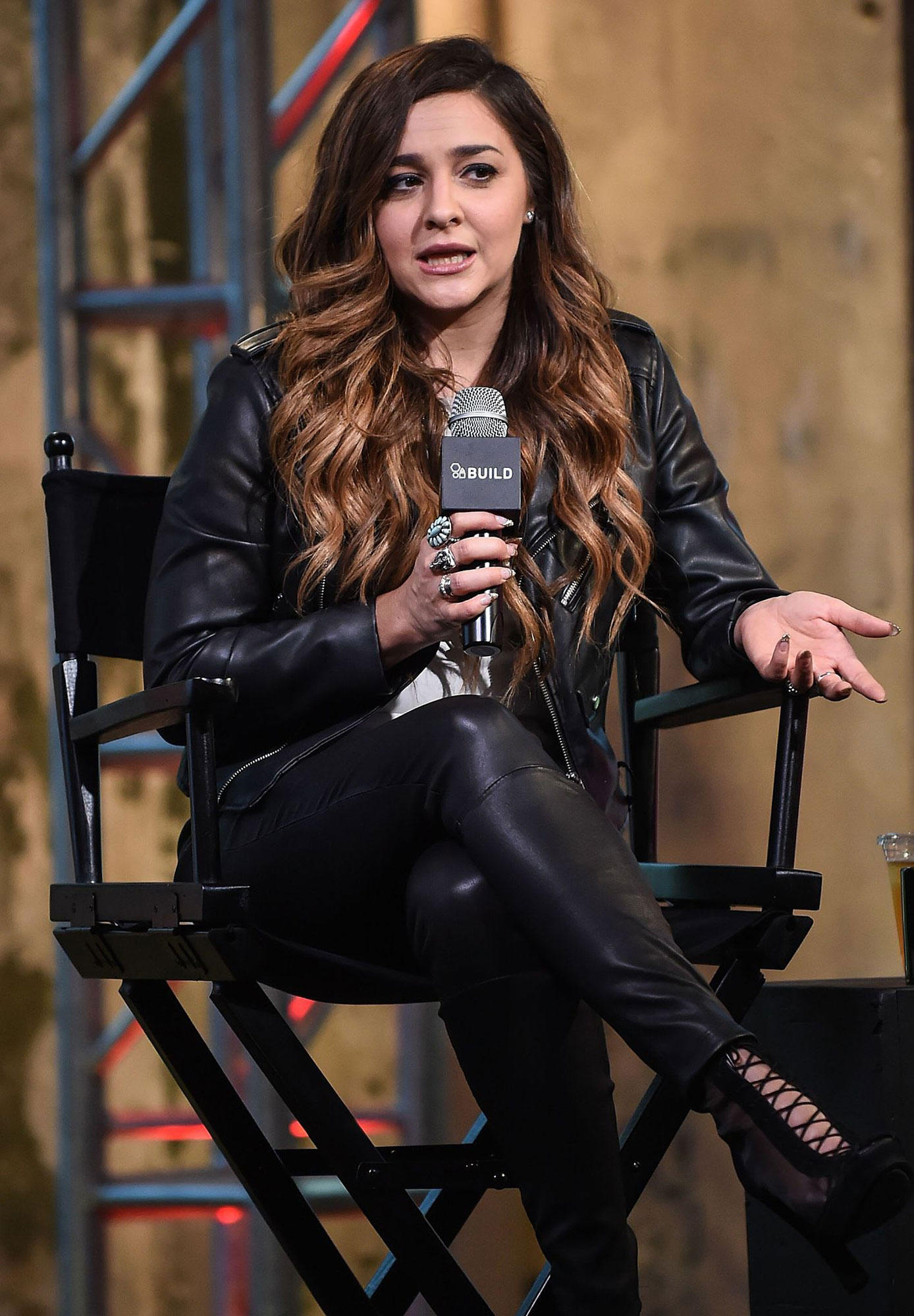 Alisan Porter attends season 10 Winner of The Voice