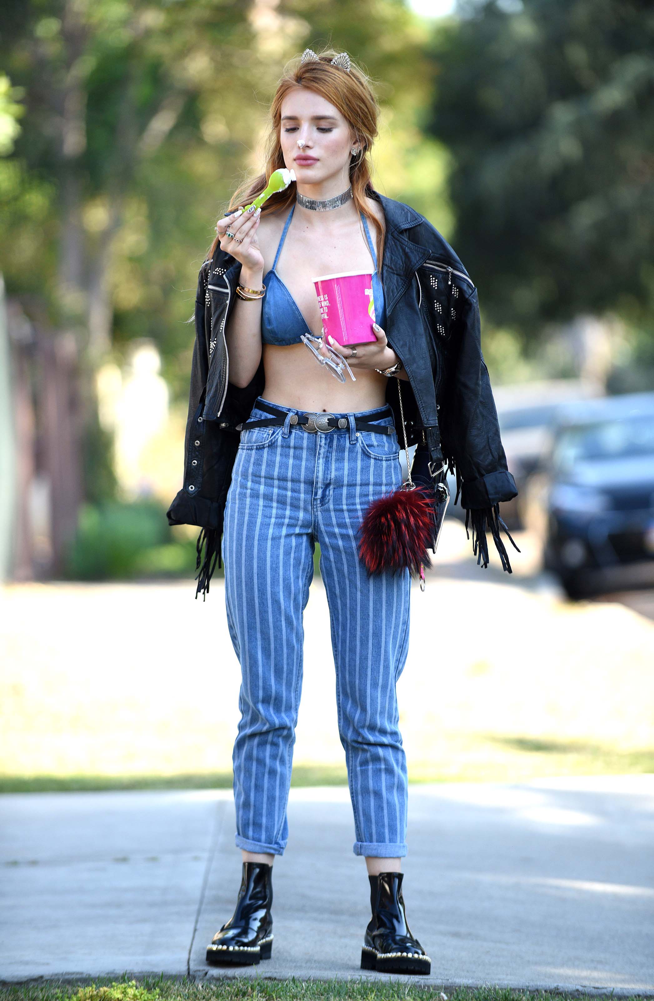 Bella Thorne eating Froyo