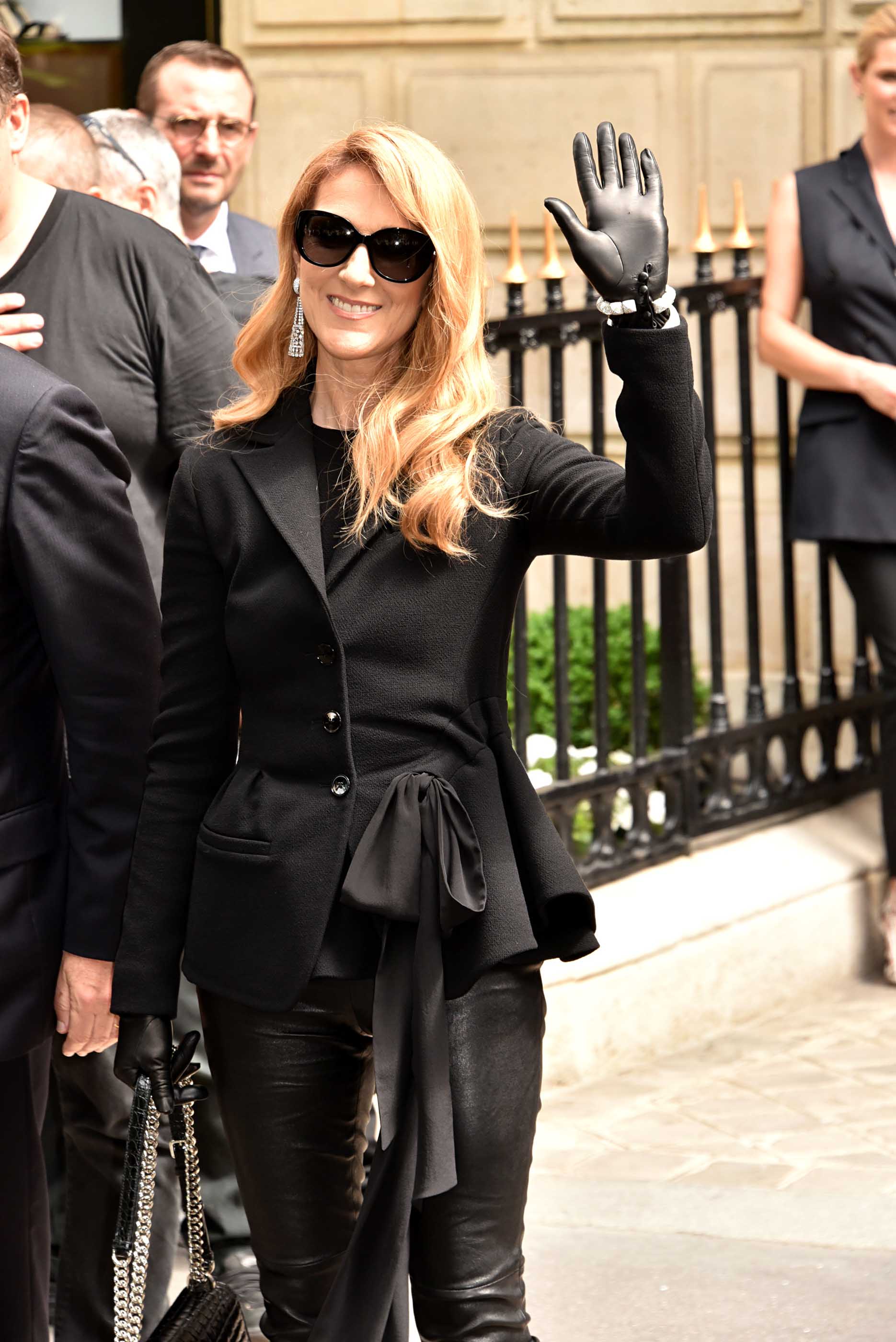 Celine Dion attends the Christian Dior Haute Couture Fall/Winter 2016/2017 show