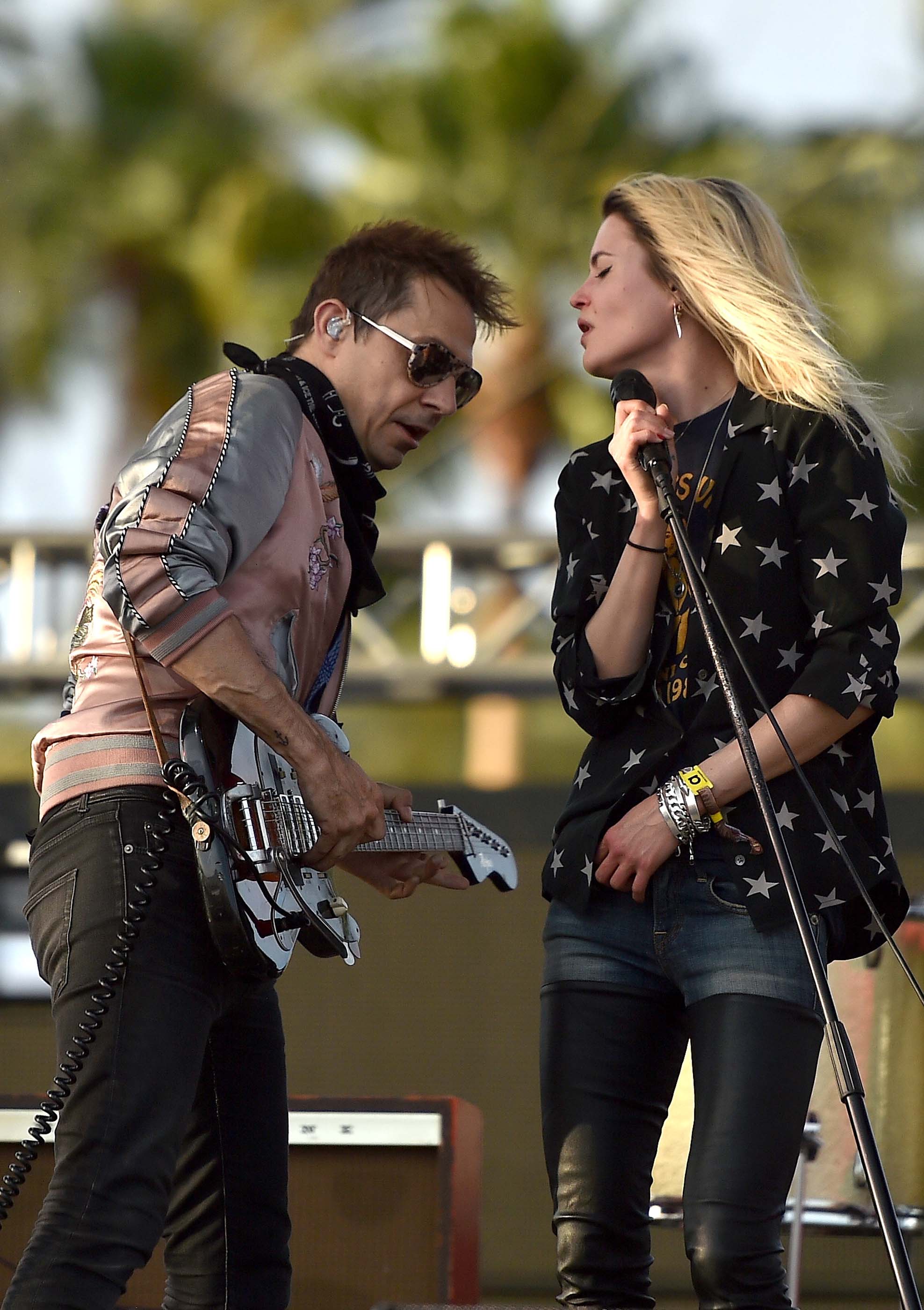 Alison Mosshart performs at the 2016 Park Live international music festival