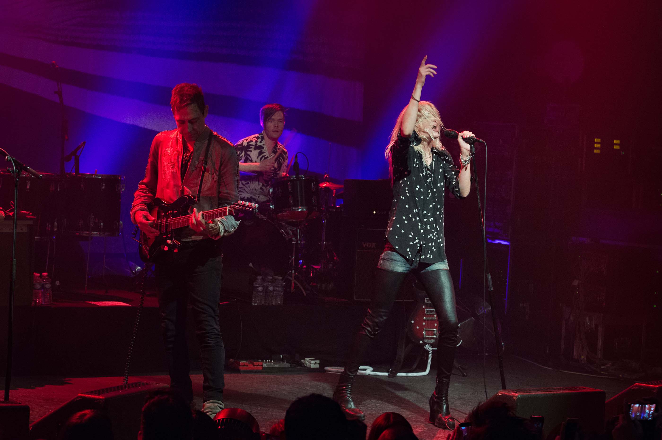 Alison Mosshart performs at the 2016 Park Live international music festival