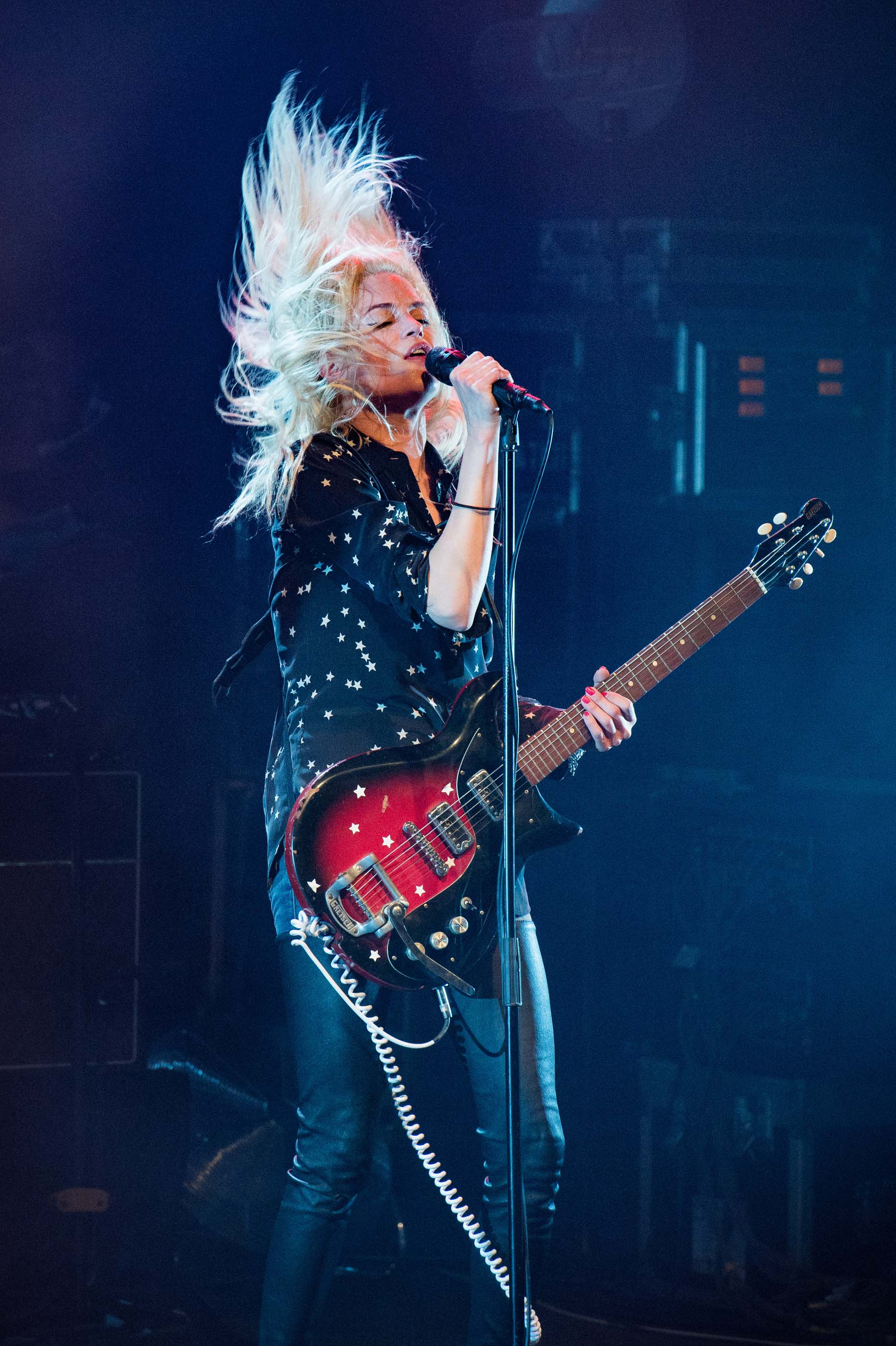 Alison Mosshart performs at the 2016 Park Live international music festival