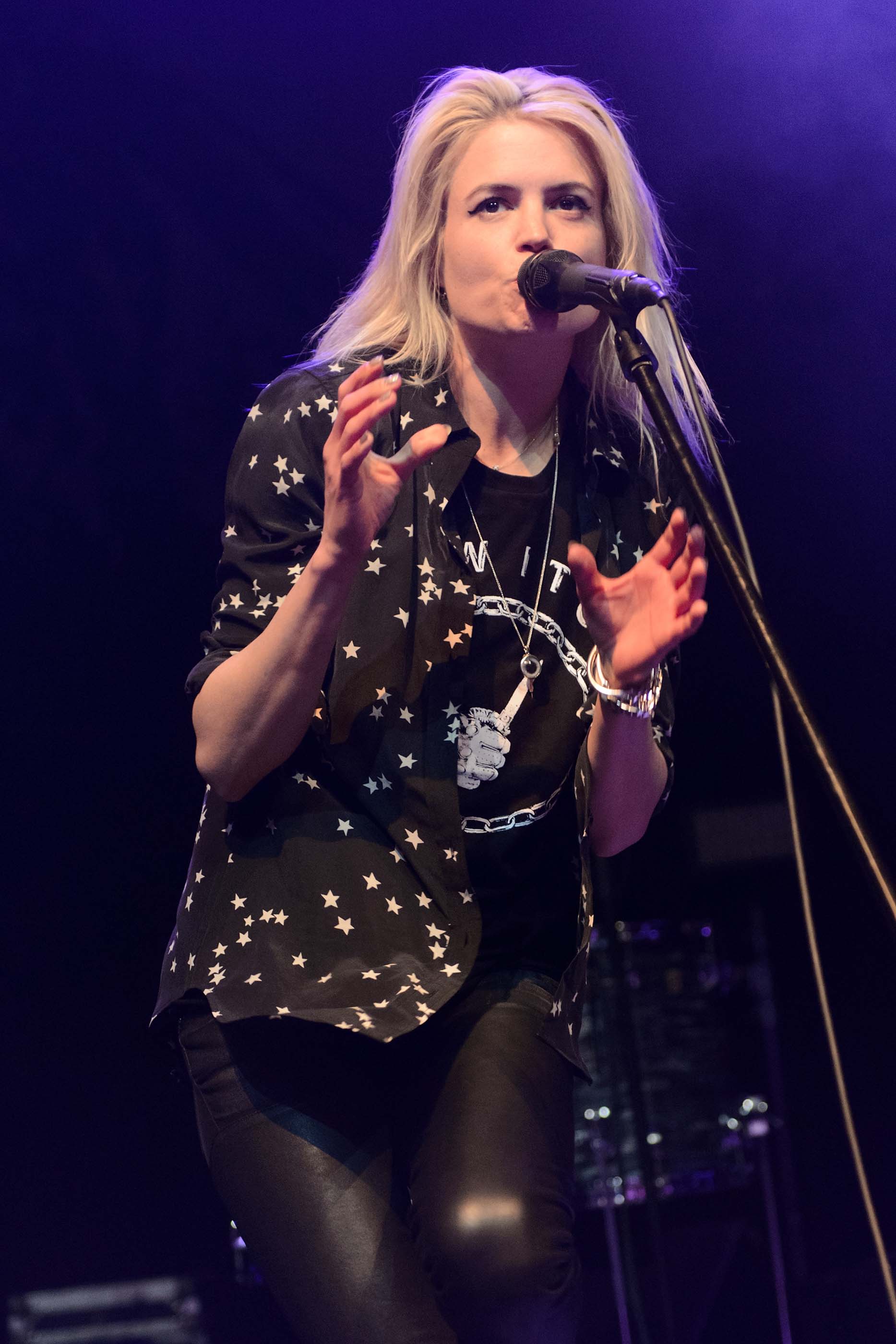 Alison Mosshart performs at the 2016 Park Live international music festival