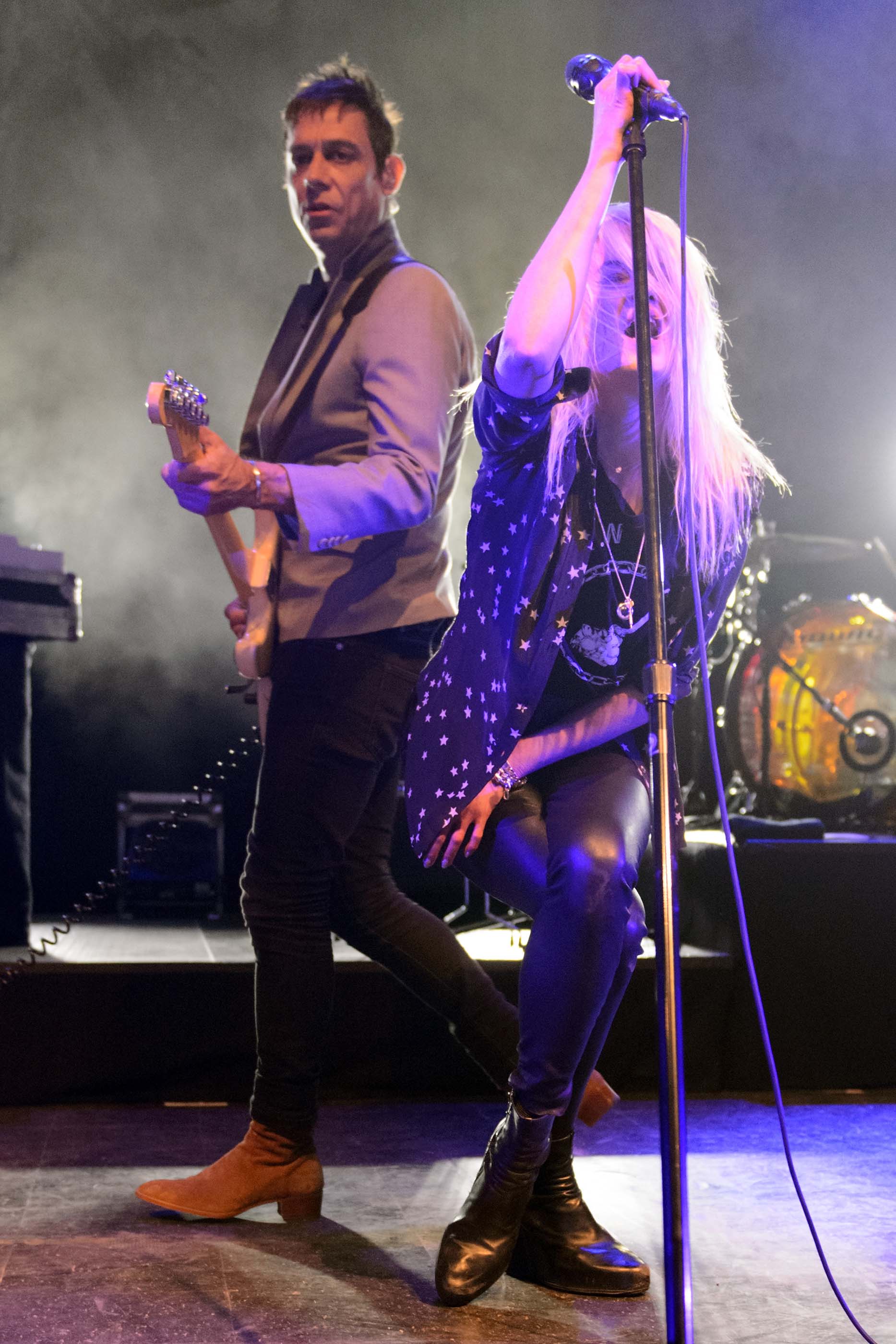 Alison Mosshart performs at the 2016 Park Live international music festival