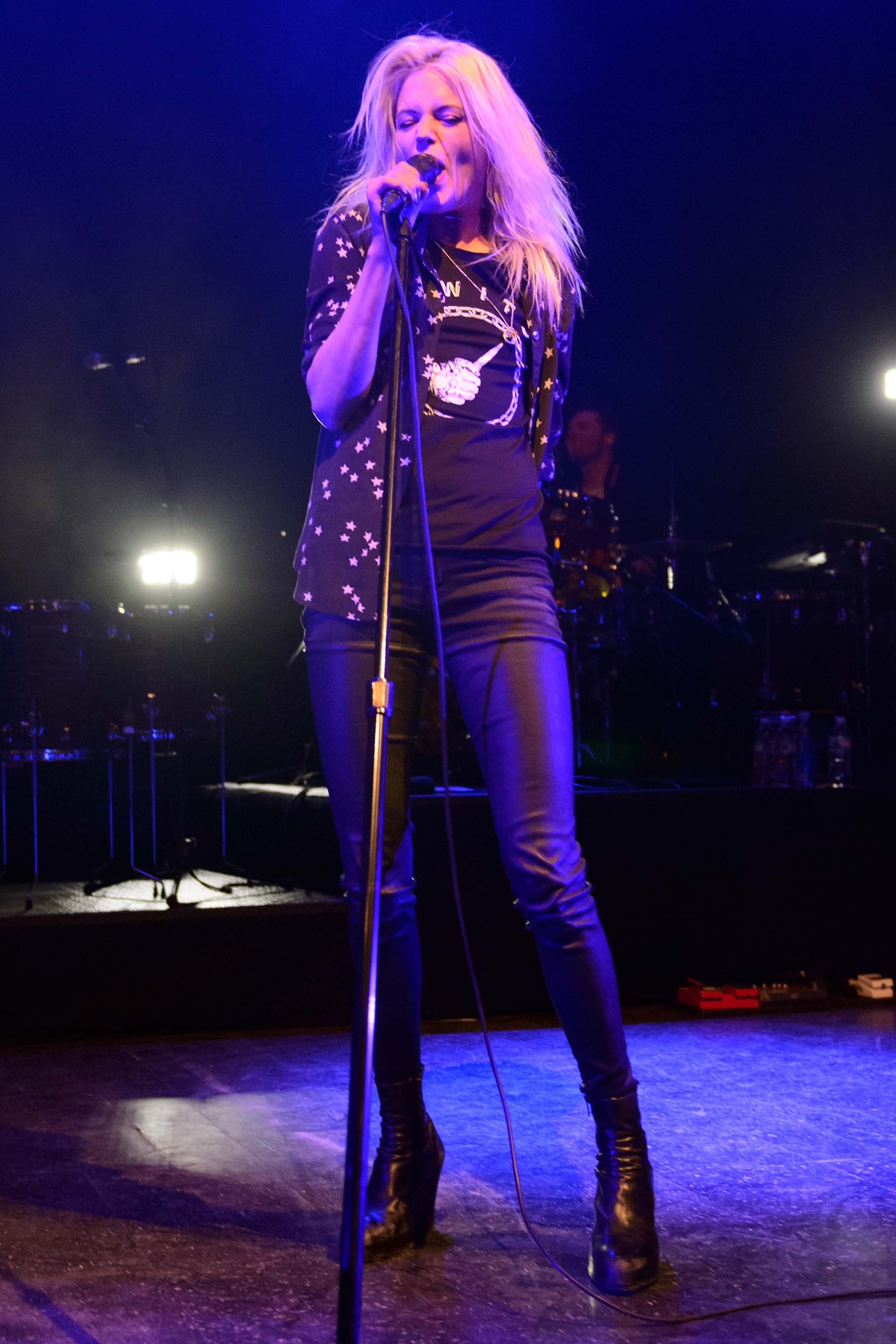 Alison Mosshart performs at the 2016 Park Live international music festival