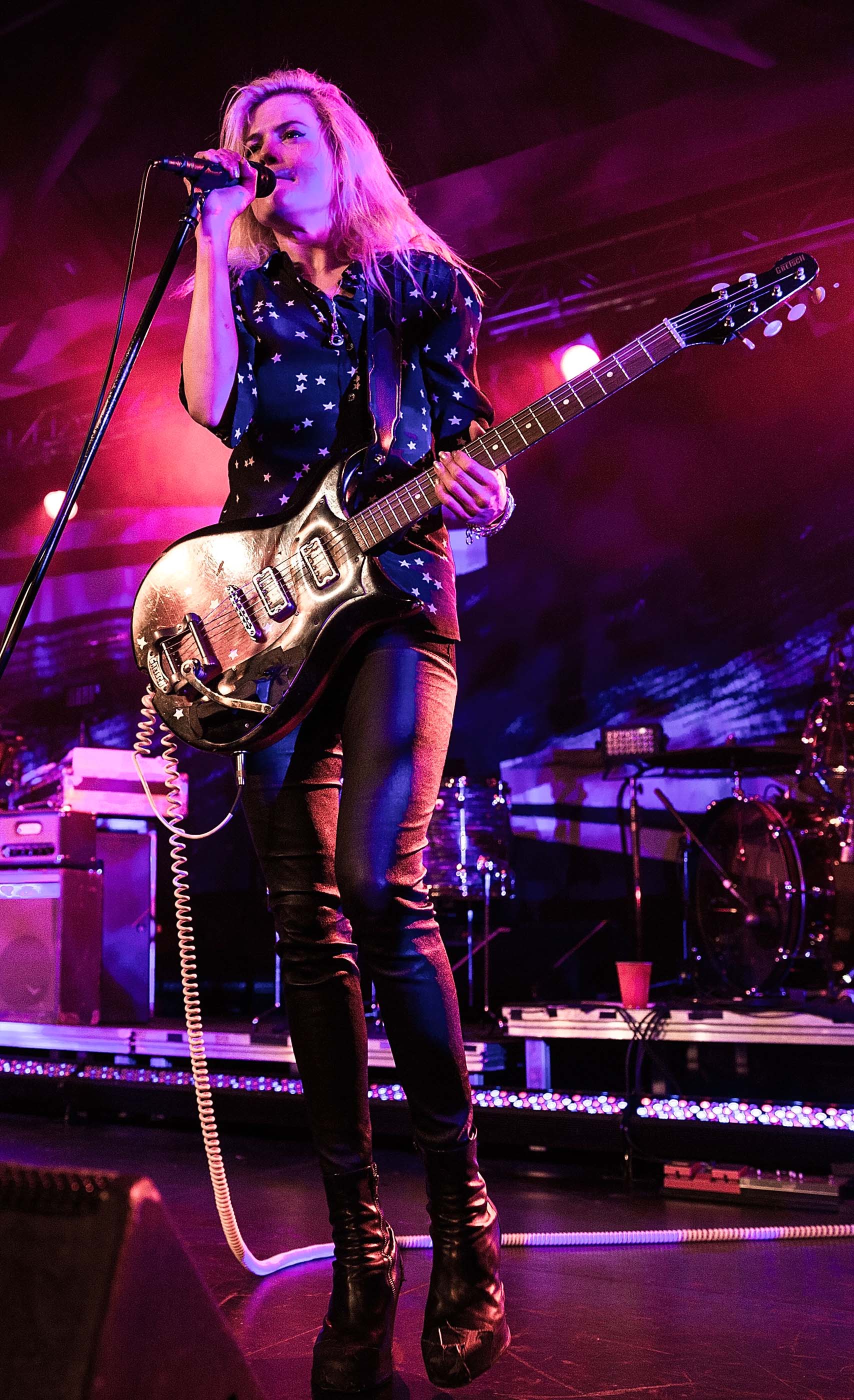 Alison Mosshart performs at the 2016 Park Live international music festival