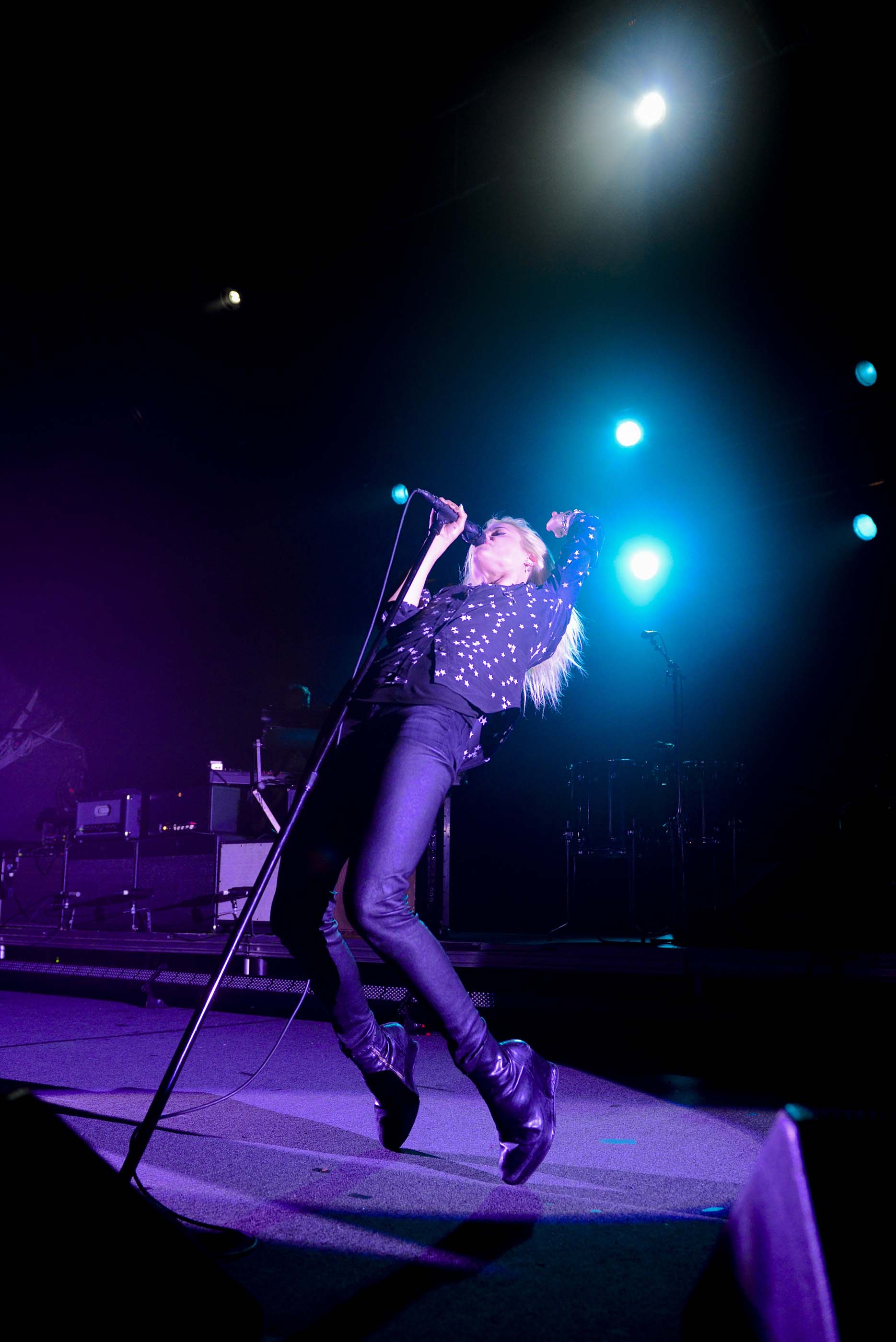 Alison Mosshart performs at the 2016 Park Live international music festival