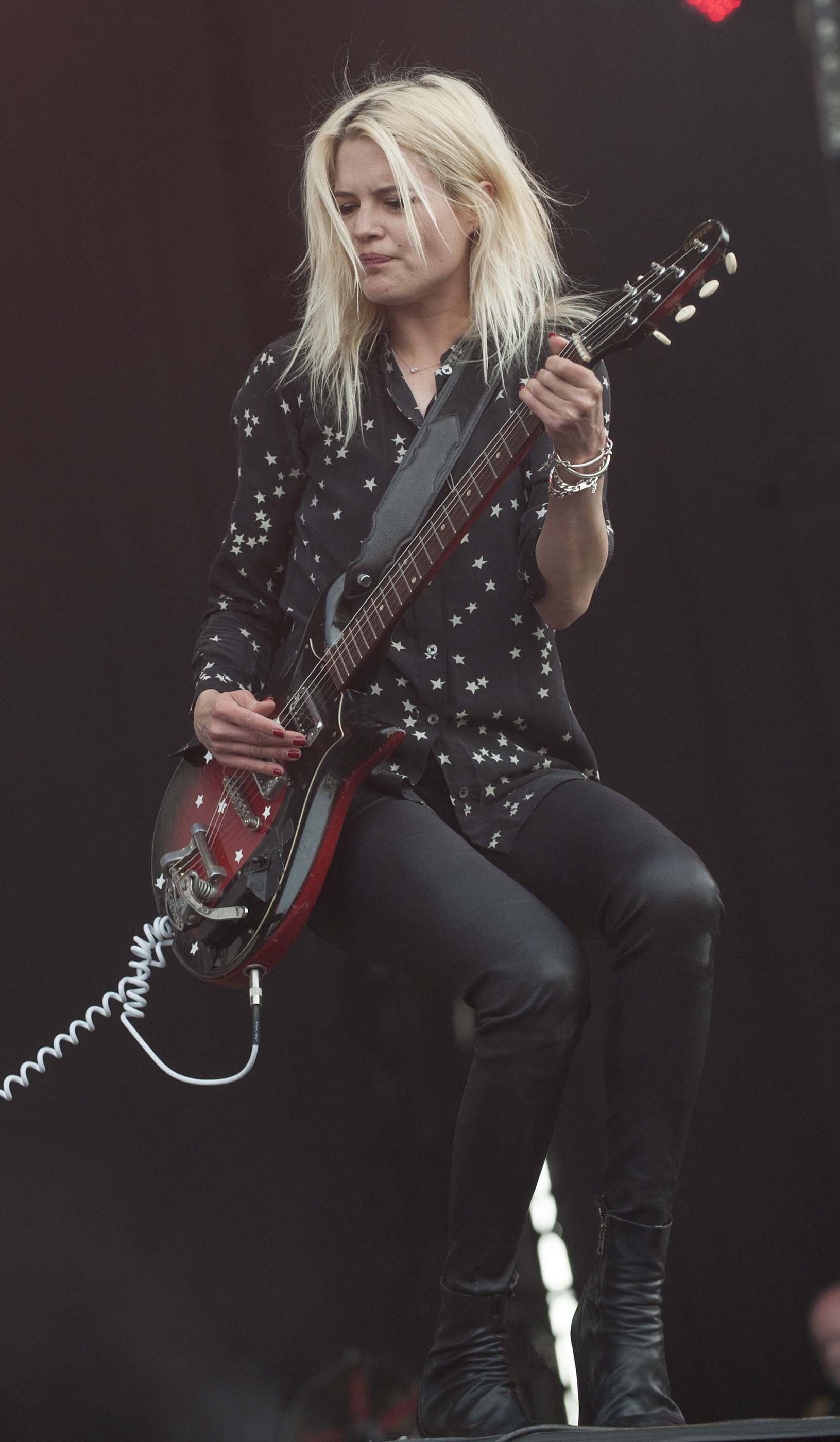 Alison Mosshart performs at the 2016 Park Live international music festival