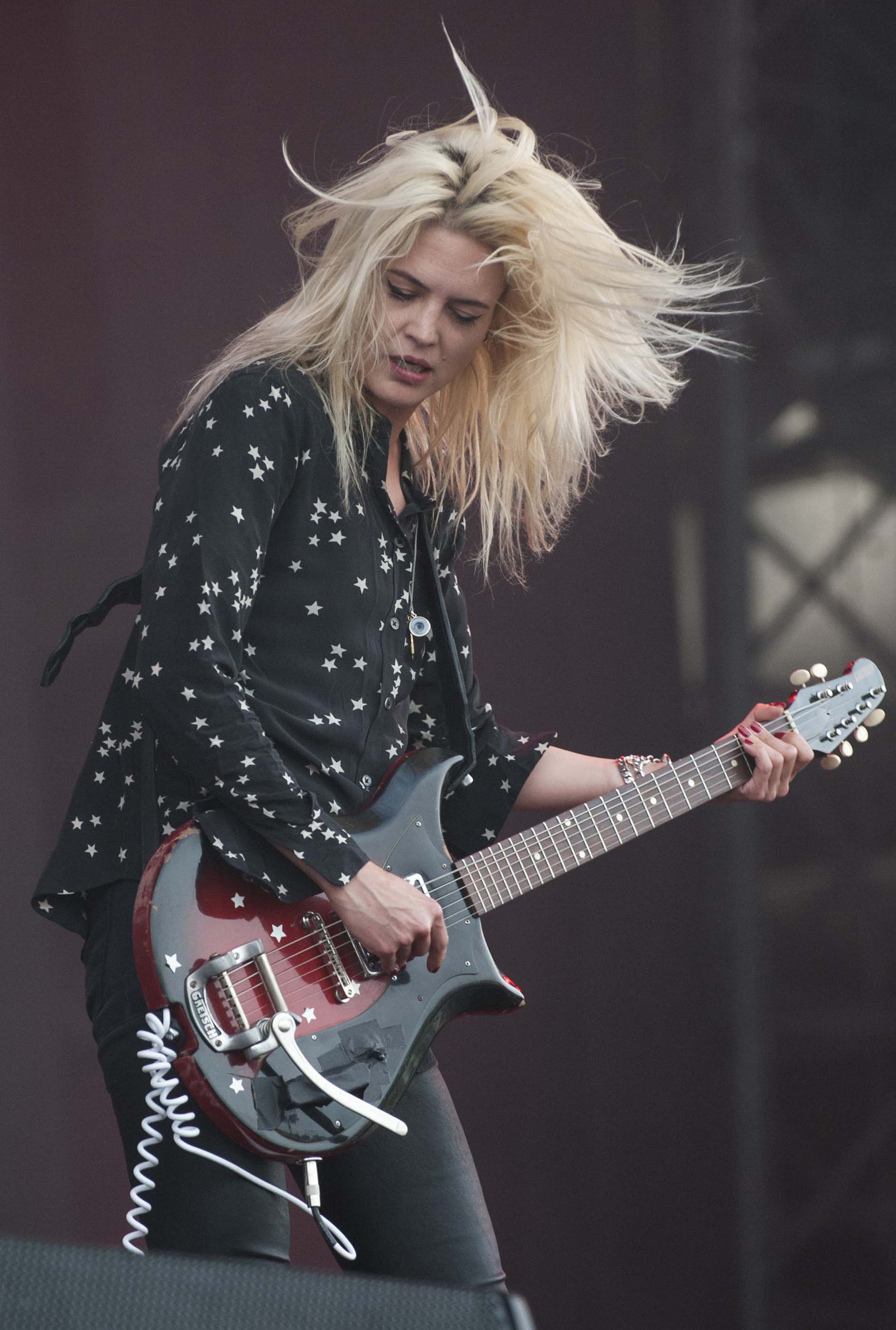 Alison Mosshart performs at the 2016 Park Live international music festival