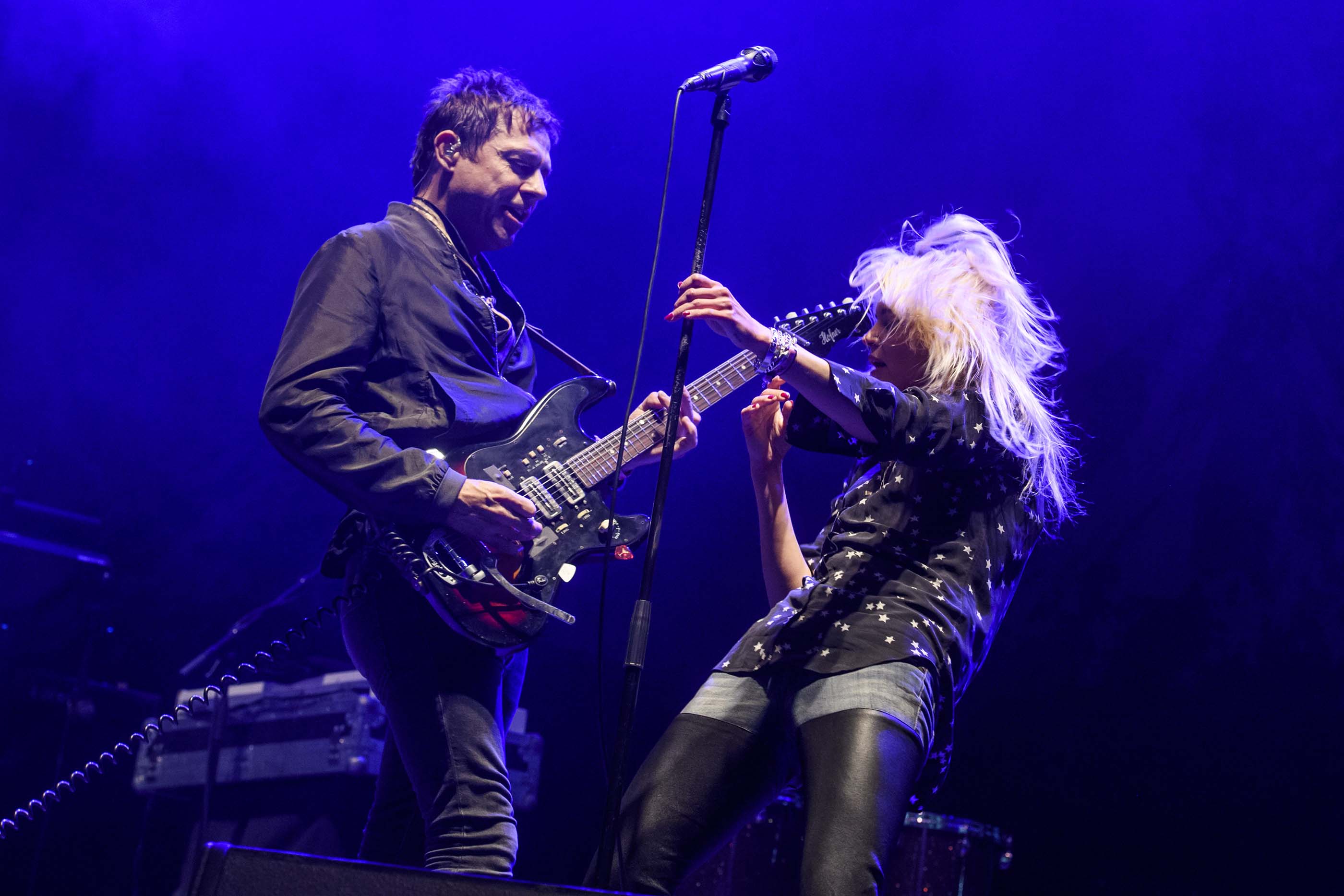 Alison Mosshart performs at the 2016 Park Live international music festival