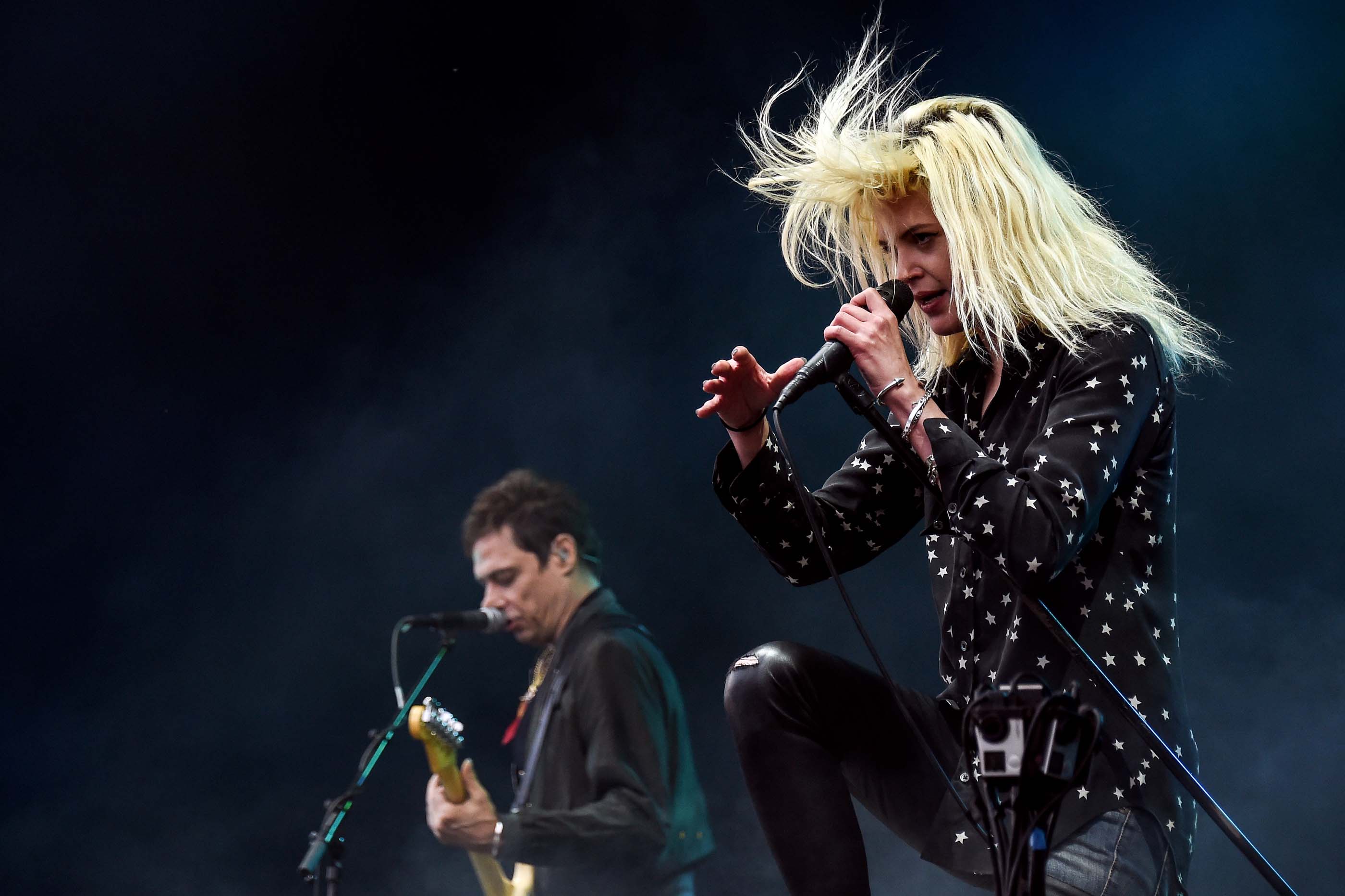 Alison Mosshart performs at the 2016 Park Live international music festival