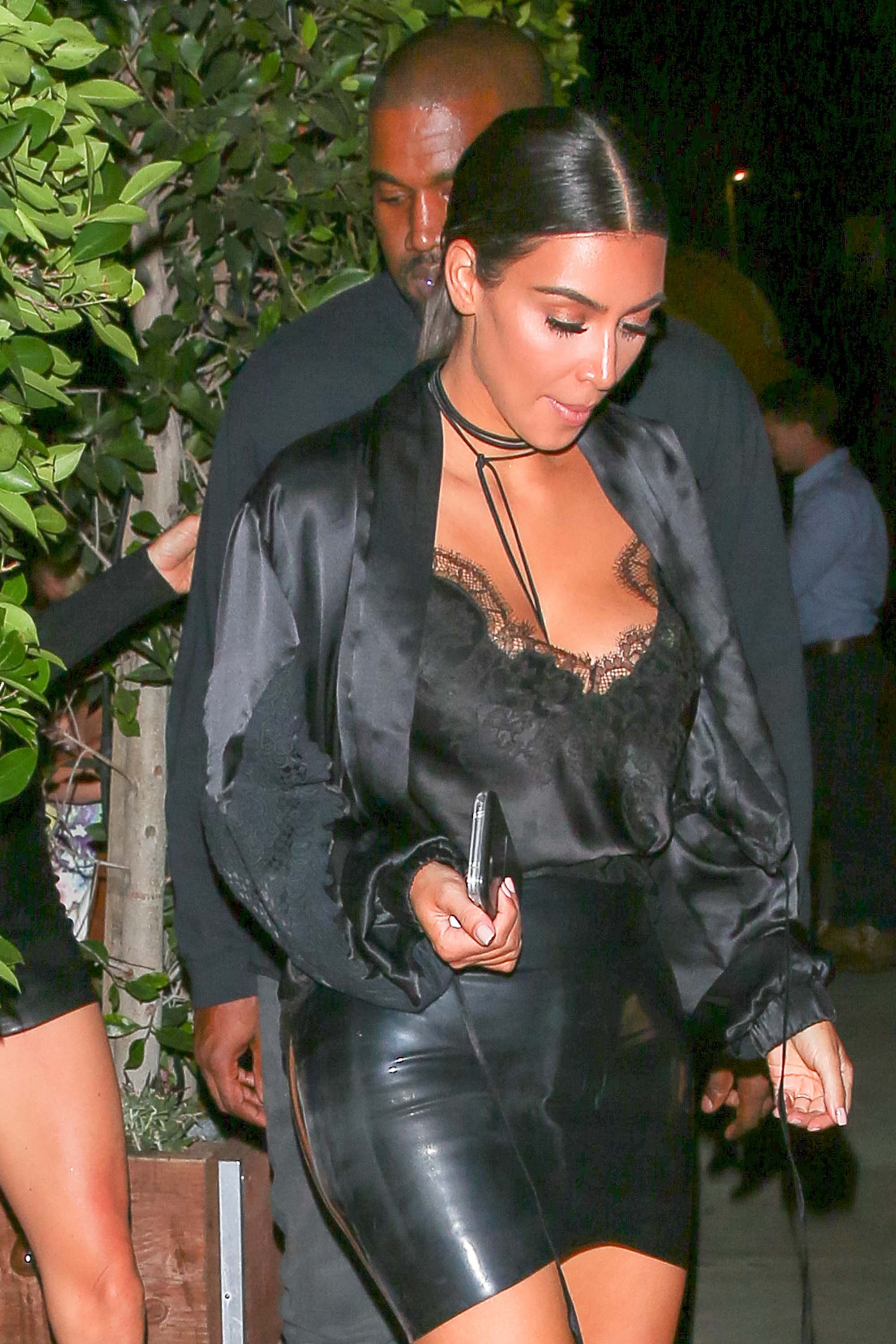 Kim Kardashian leaving Giorgio Baldi restaurant