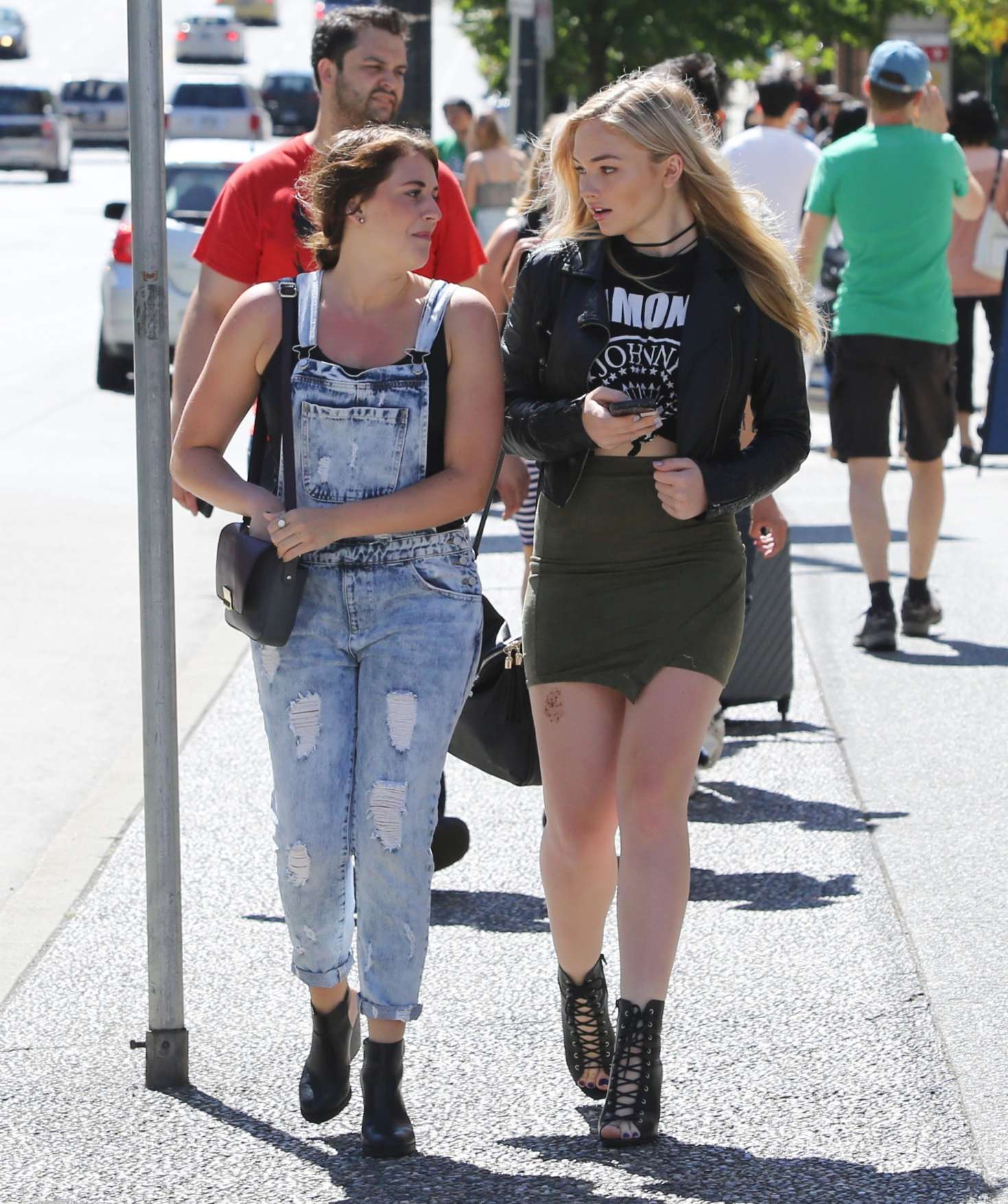 Natalie Alyn Lind out in Vancouver