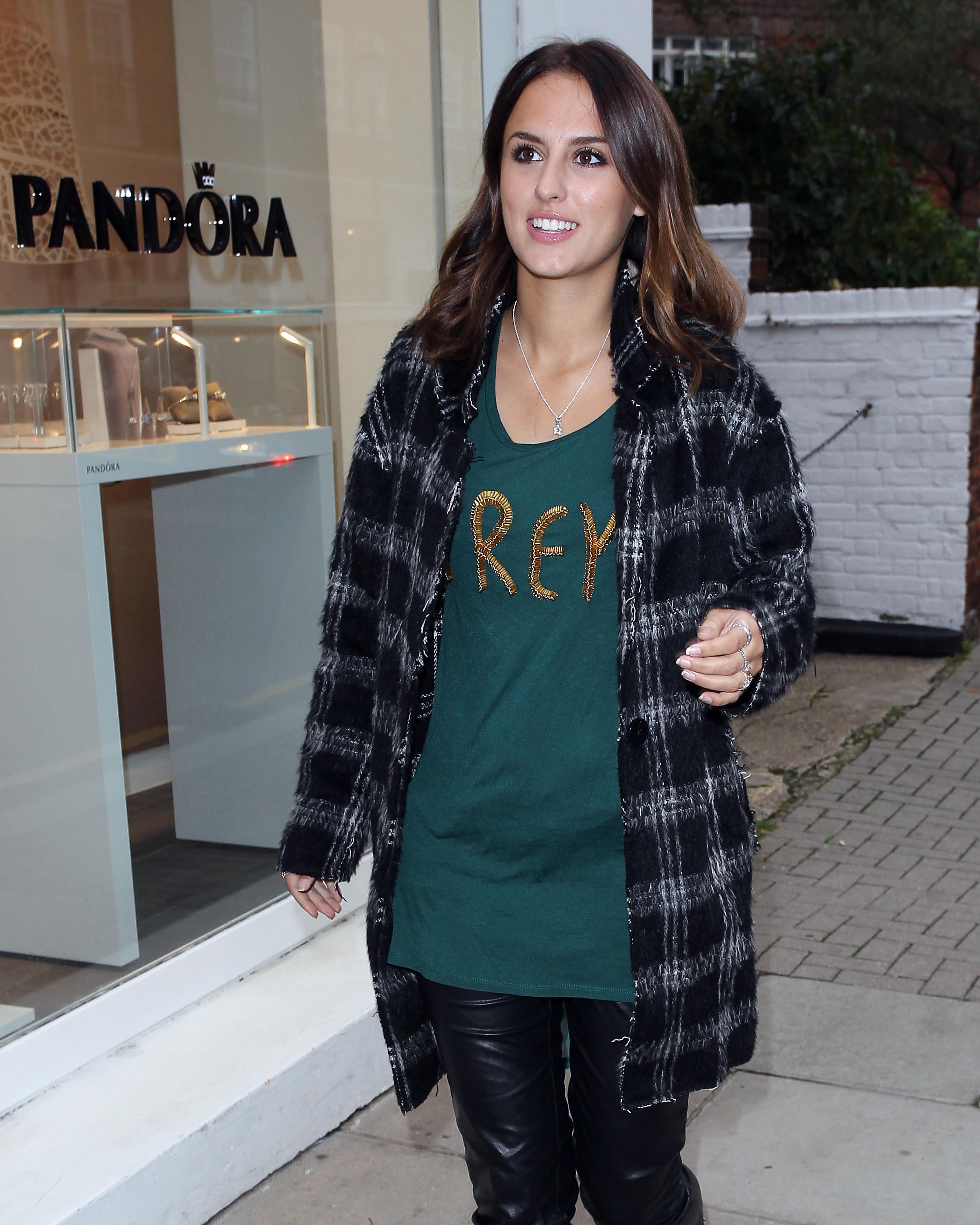 Lucy Watson seen arriving at Pandora Store on King’s Road