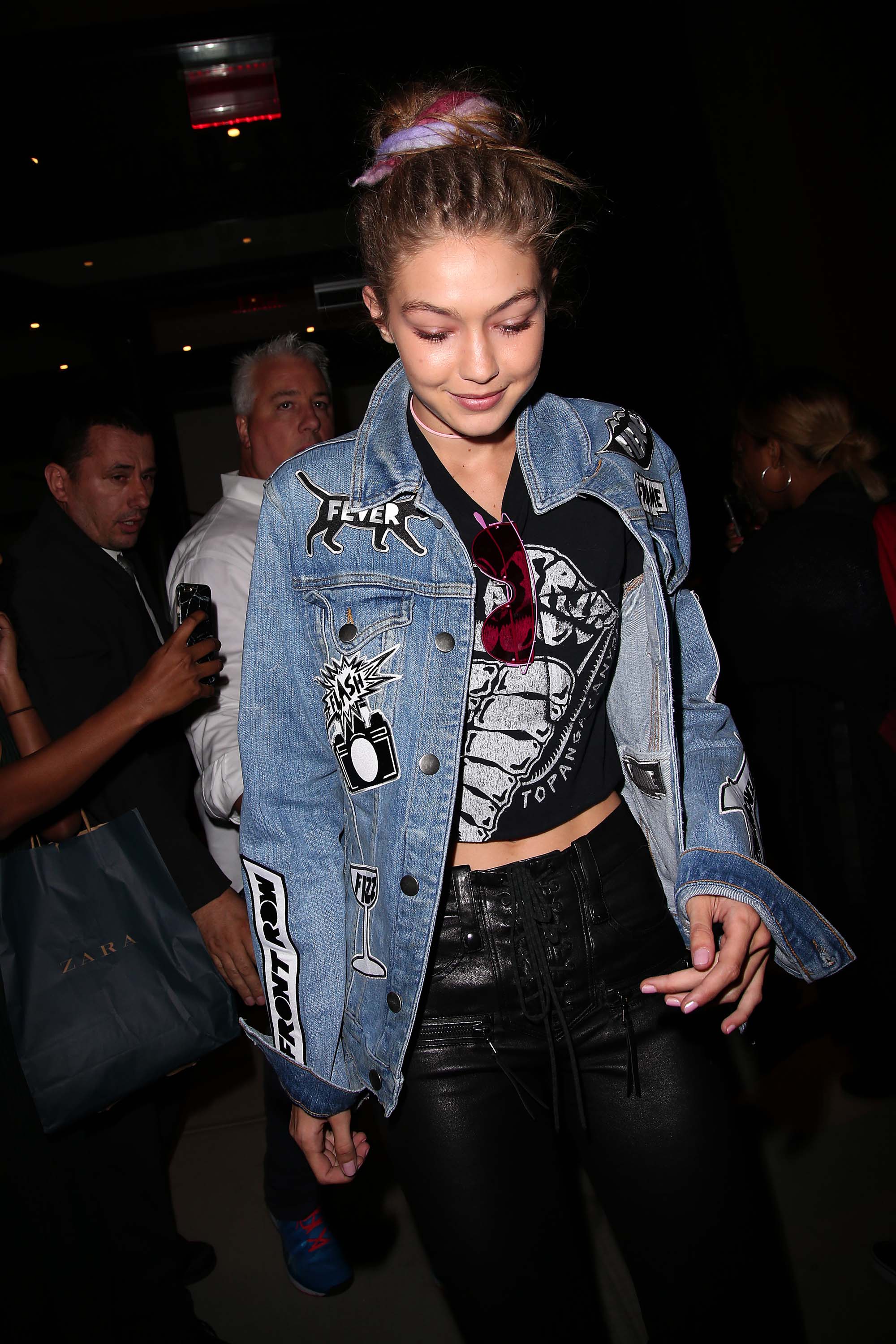 Gigi Hadid leaves Manhattan apartment