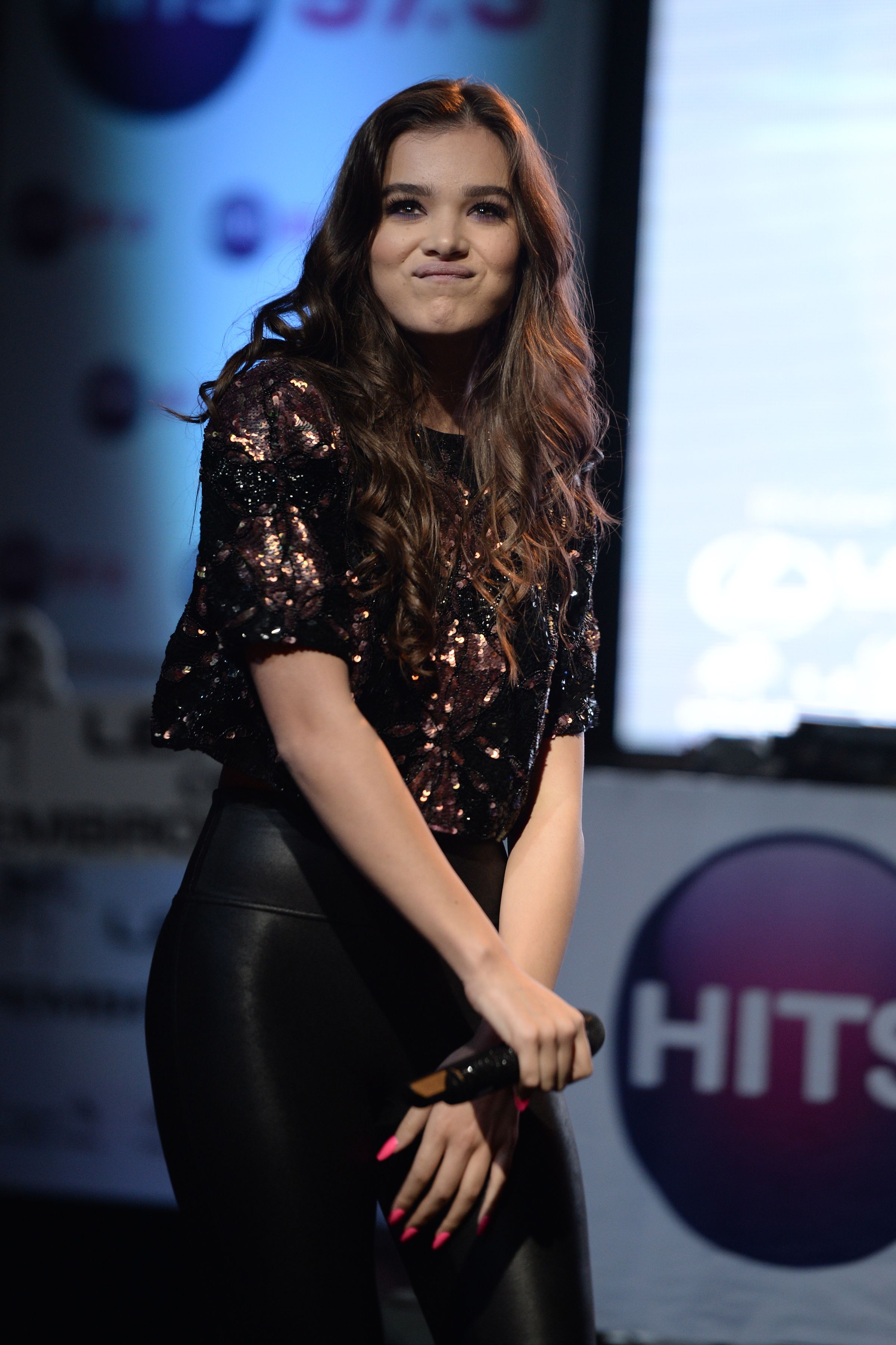 Hailee Steinfeld attends Hits 97.3 Sessions