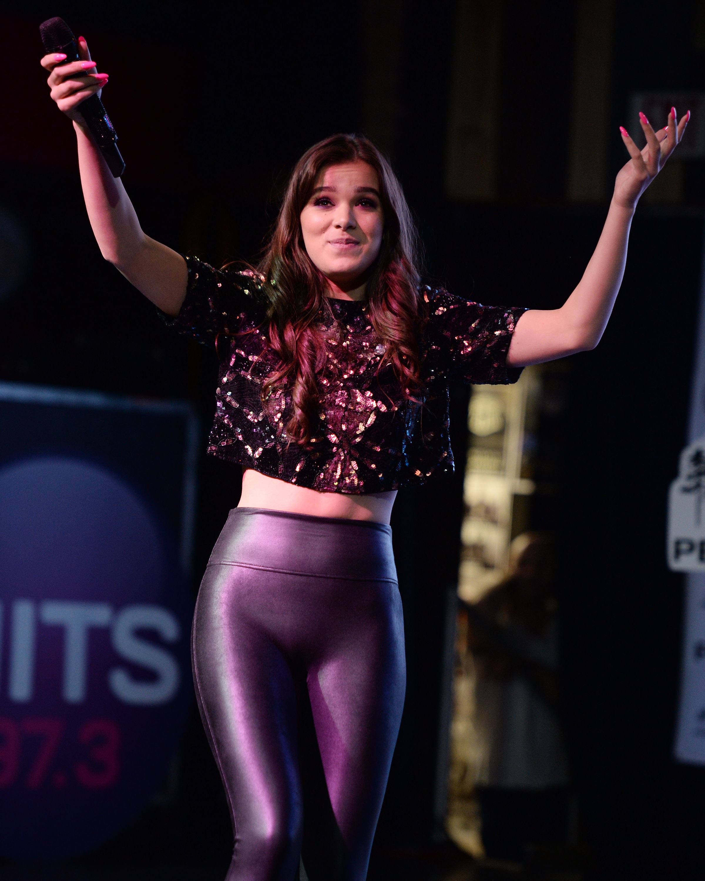 Hailee Steinfeld attends Hits 97.3 Sessions