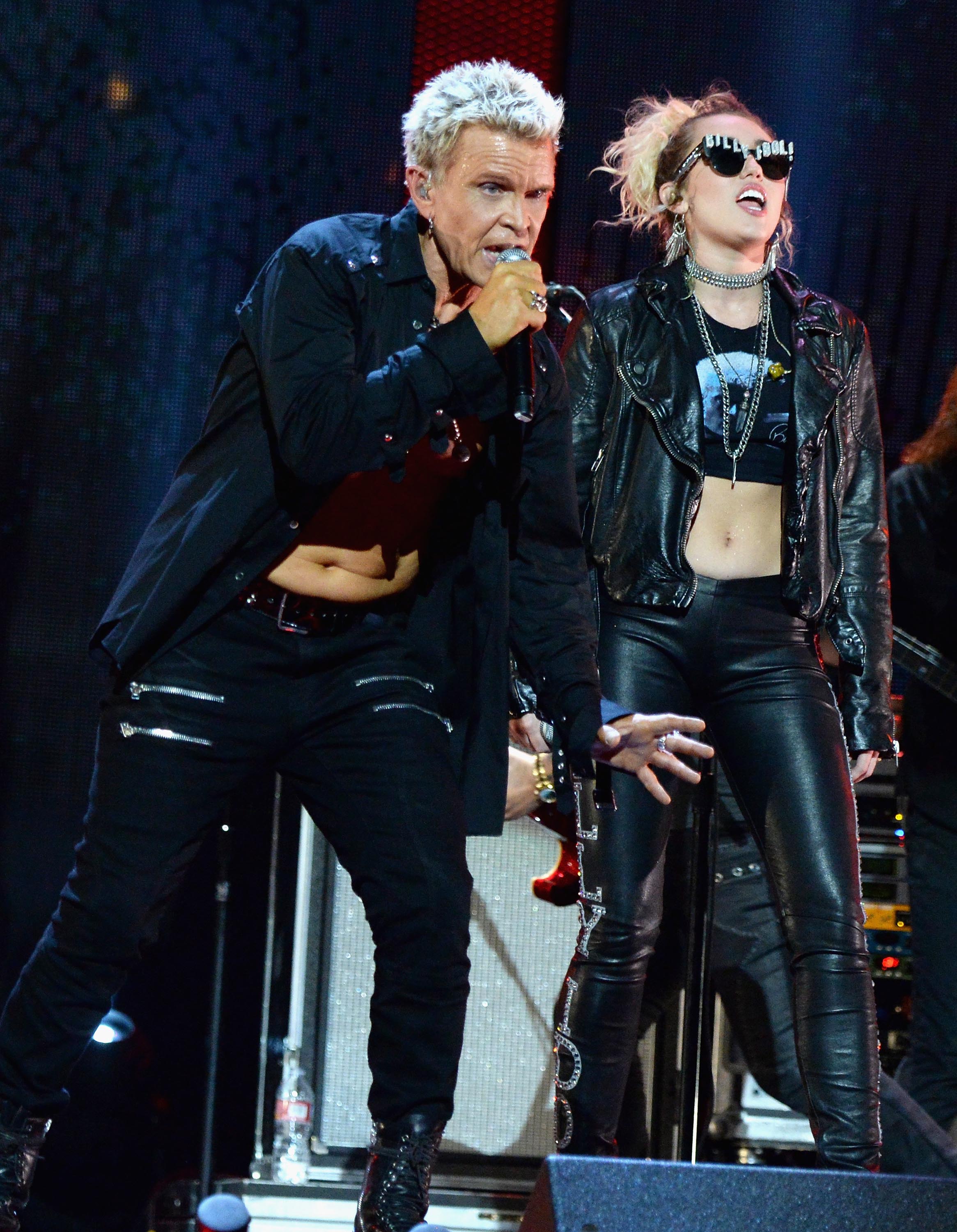 Miley Cyrus duet with Billy Idol at the 2016 iHeartRadio Music Festival