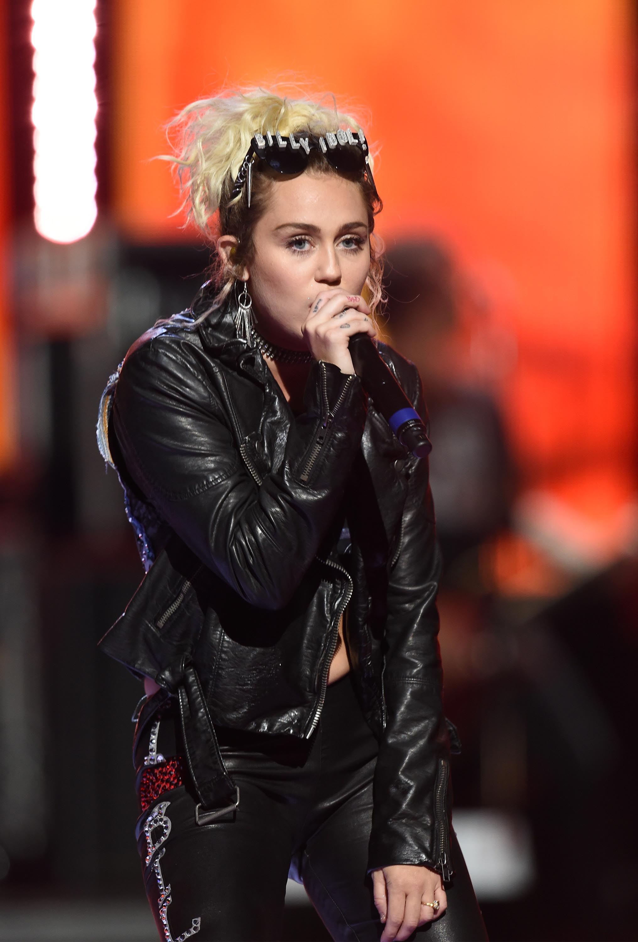 Miley Cyrus duet with Billy Idol at the 2016 iHeartRadio Music Festival