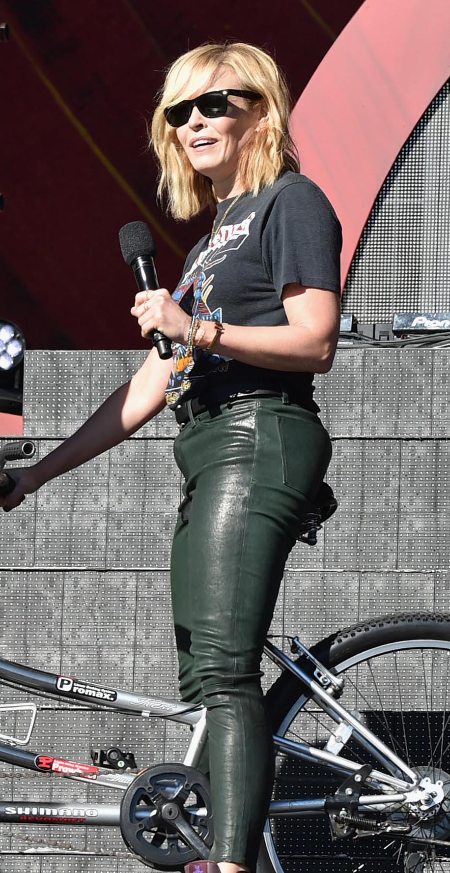 Chelsea Handler attends the 2016 Global Citizen Festival