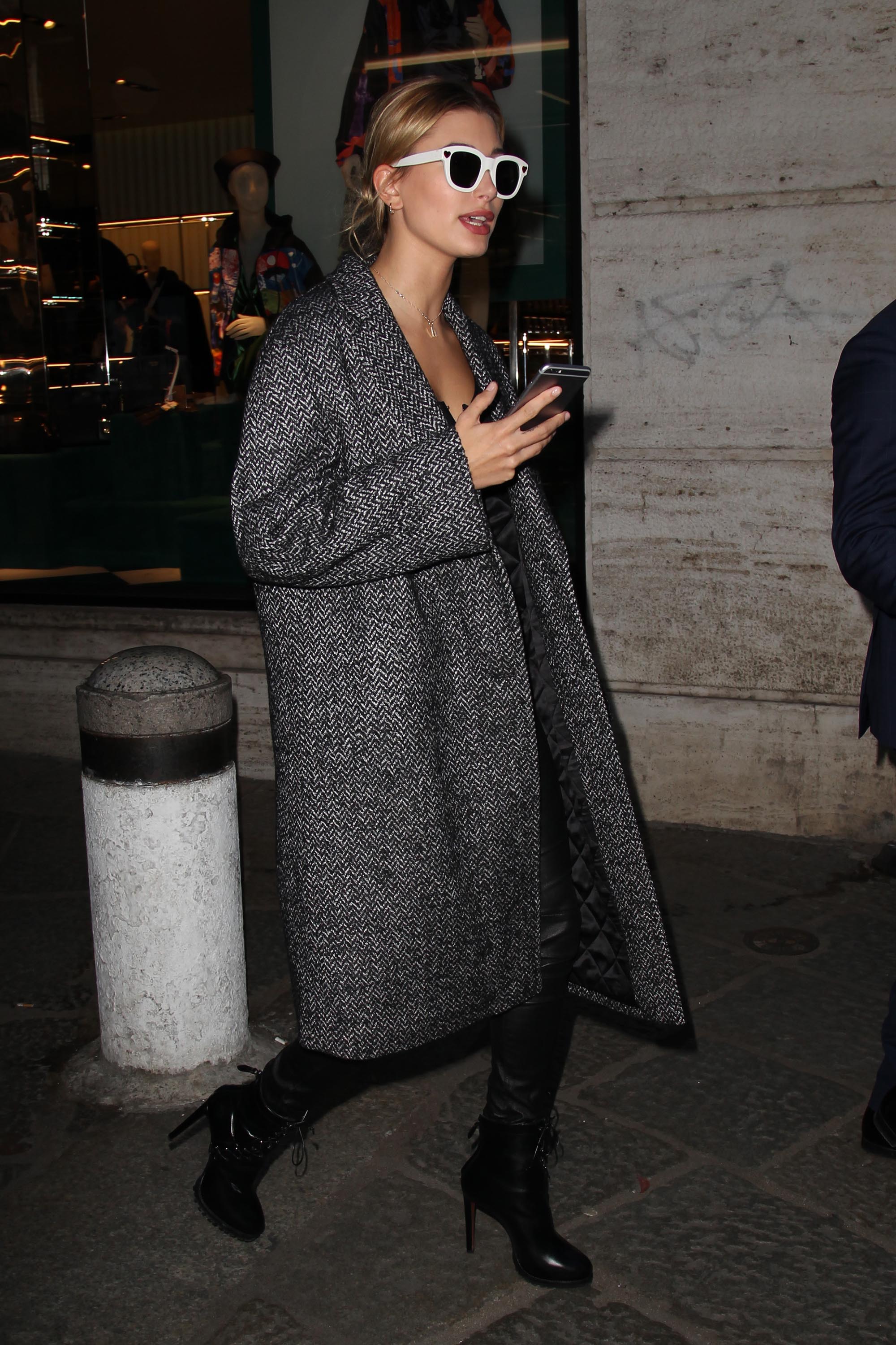 Hailey Baldwin out and about in Milan