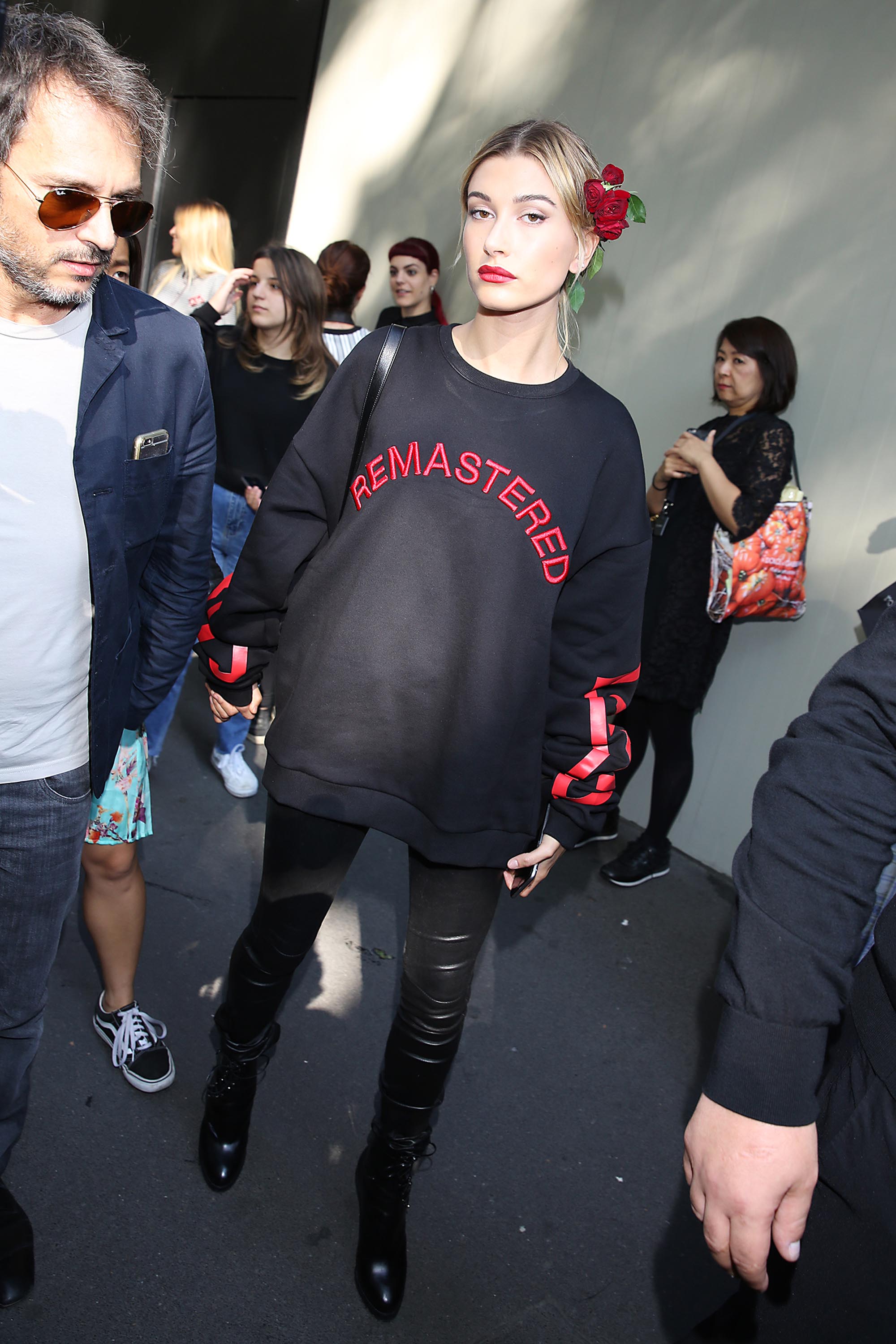 Hailey Baldwin arriving at a Fashion Show in Milan