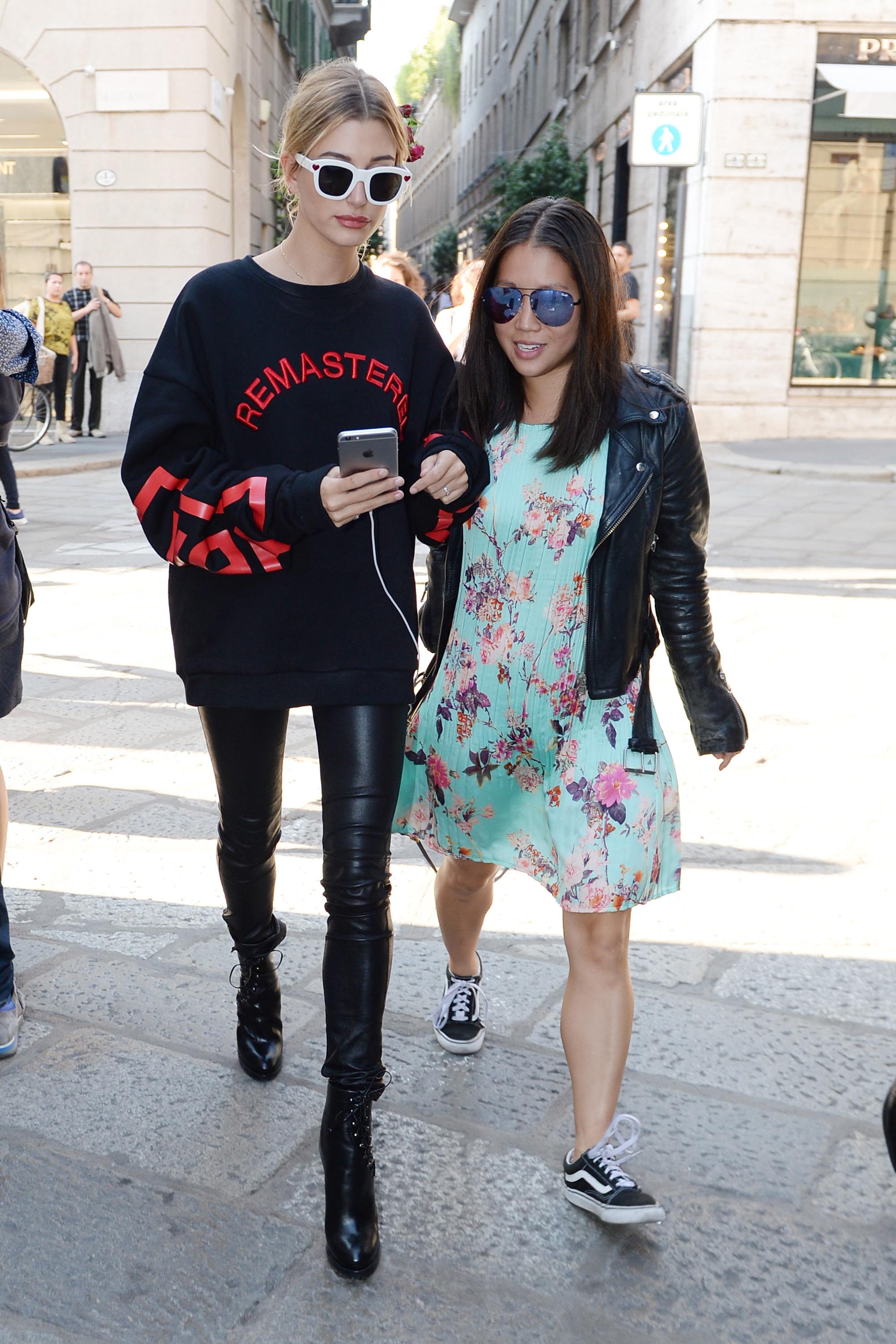 Hailey Baldwin arriving at a Fashion Show in Milan