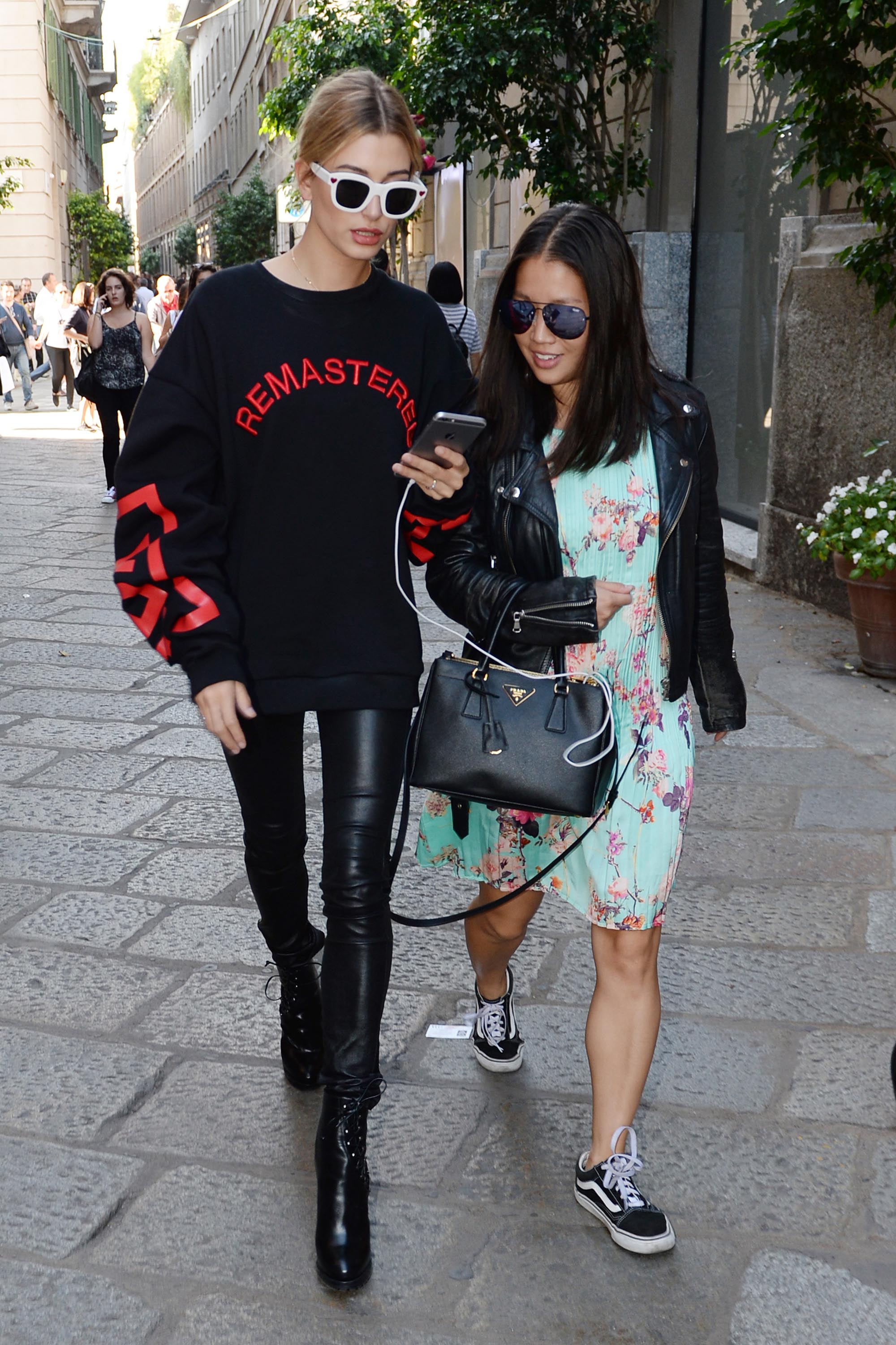 Hailey Baldwin arriving at a Fashion Show in Milan